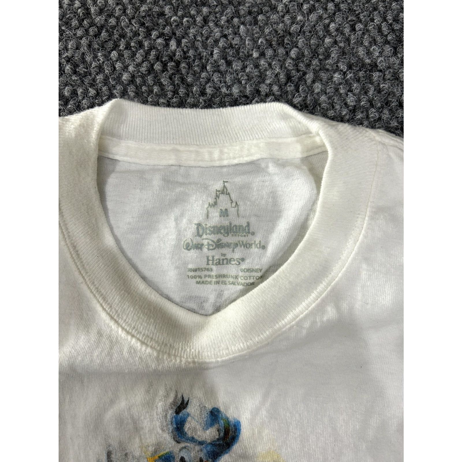 Disney Disney Shirt Mens Medium White Walt Disney World Tour 2010 Mickey Long Sleeve Crew Neck Graphic Print Size US M / EU 48-50 / 2 - 5 Thumbnail