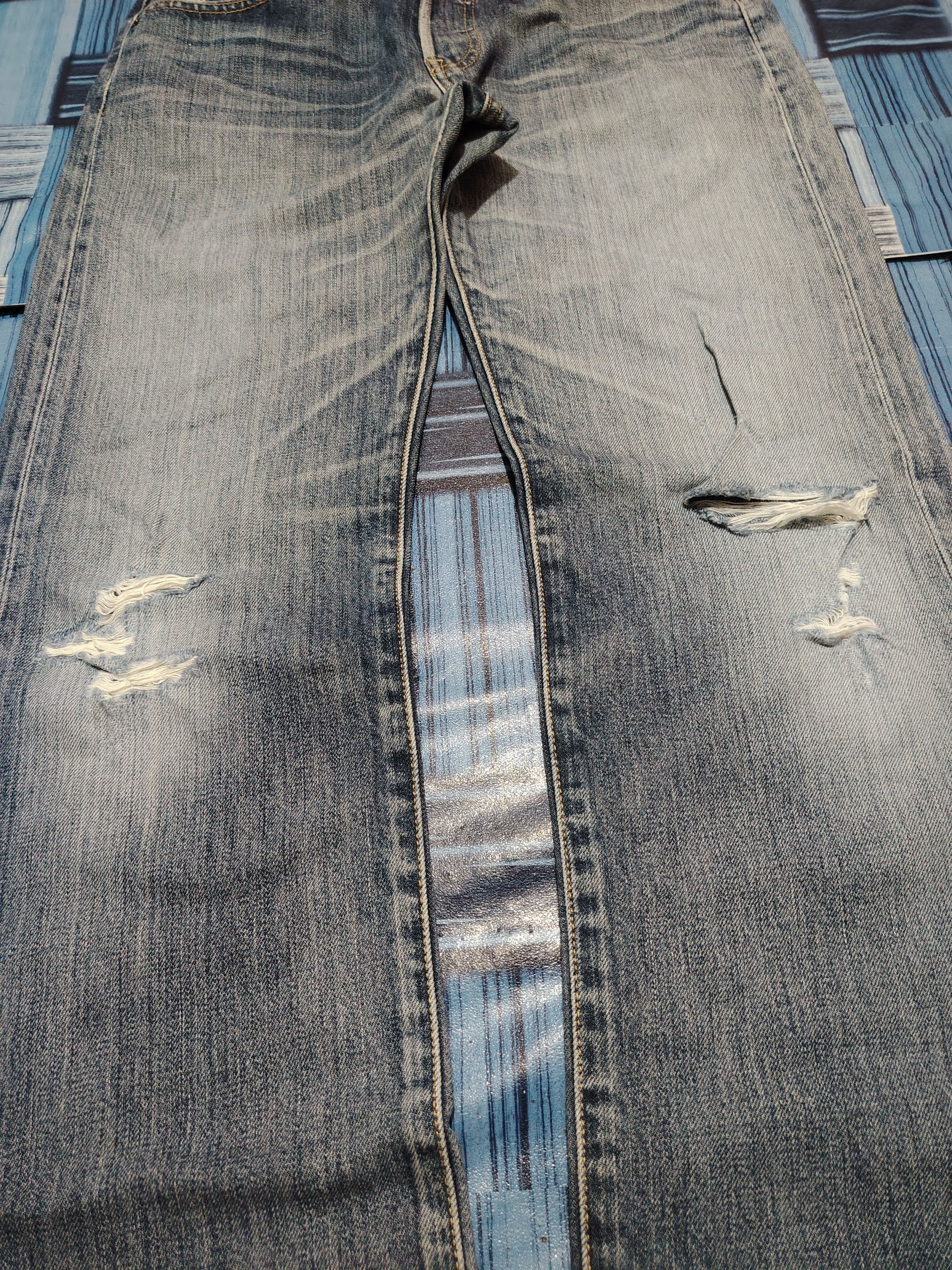 Levi's ⚡️Ripped⚡️Vintage Levi’s 501 Blue Washed Distressed Jeans Size US 32 / EU 48 - 5 Thumbnail