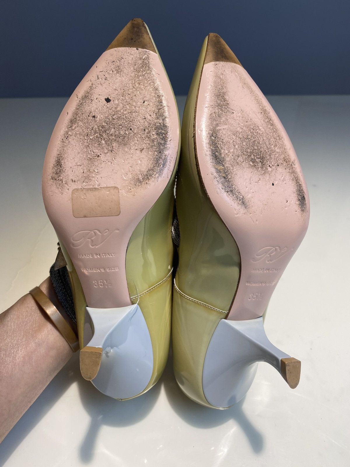 Roger Vivier Roger Vivier Diamond Embellishments Pumps 35.5 Size US 5 / IT 35 - 9 Thumbnail
