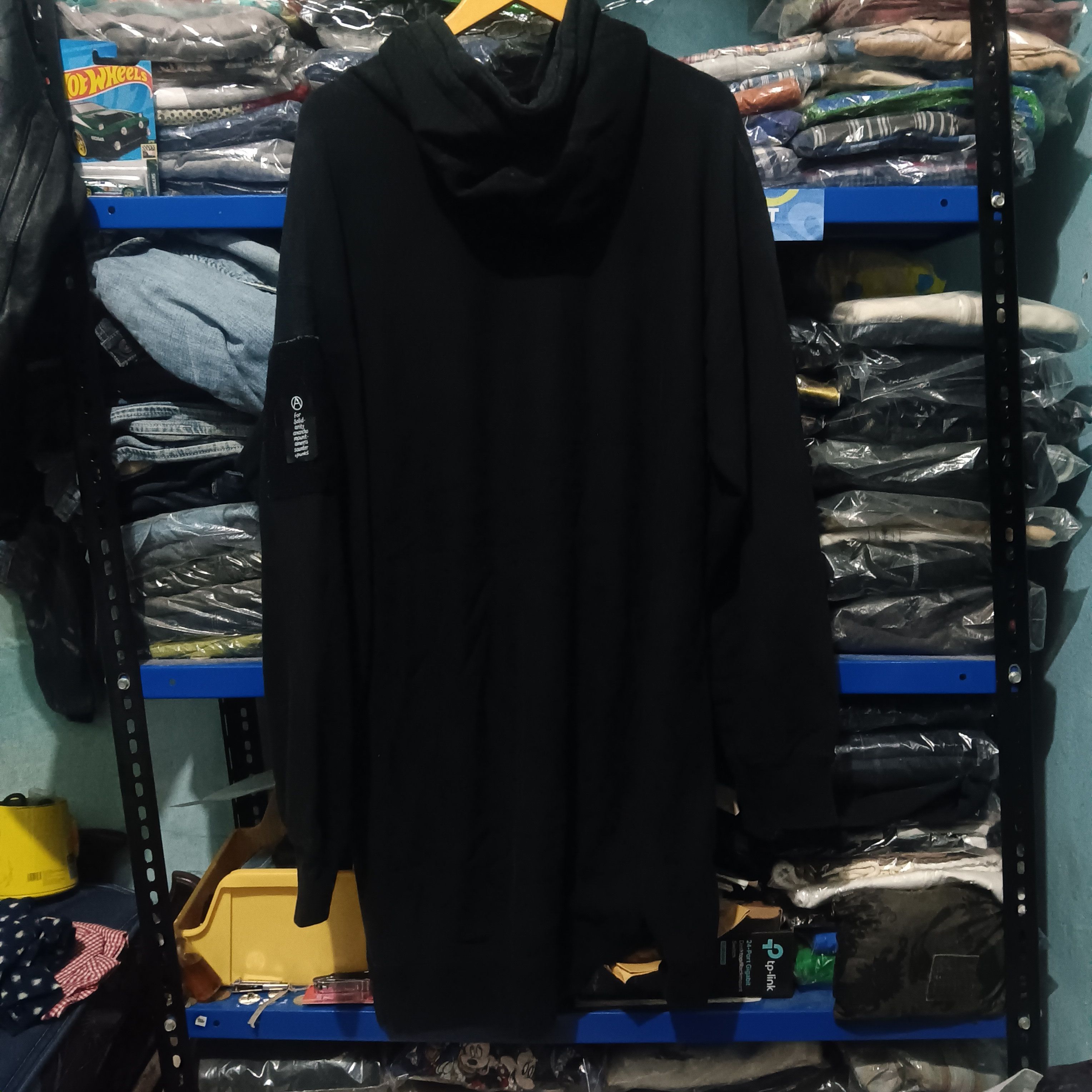 General Research × Mountain Research Mountain research HOLIDAY IN THE MOUNTAIN 2018 Hoodie Size US XL / EU 56 / 4 - 6 Thumbnail