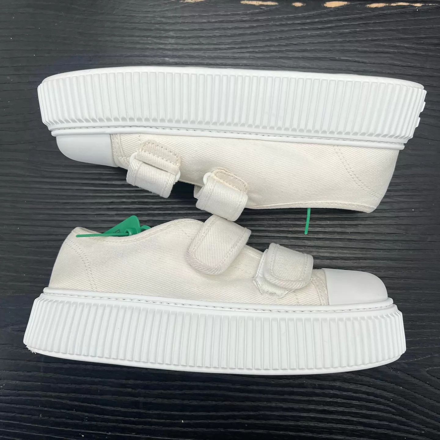 Miu Miu MIU MIU white canvas Velcro 38 like new Size US 7.5 / IT 37.5 - 3 Thumbnail