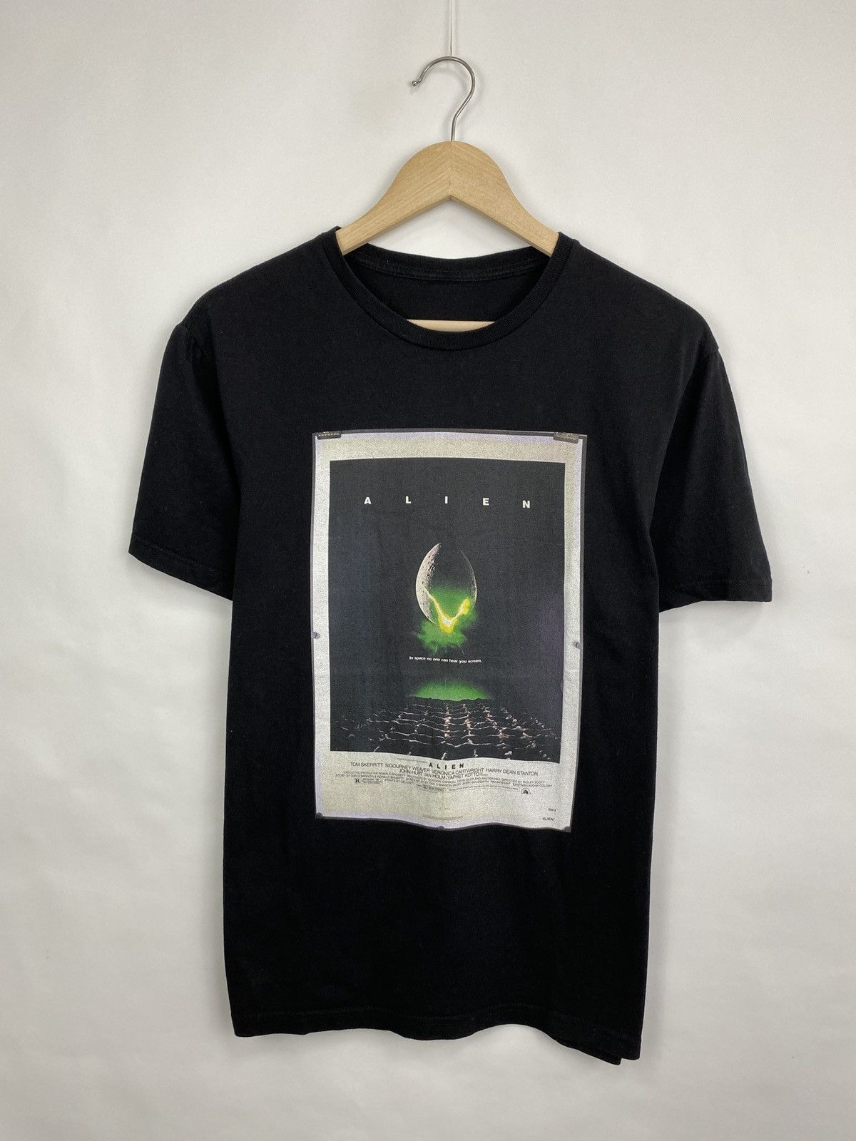 Gildan 🇺🇸 Vintage Y2K Aliens Movie Film T-Shirt Retro Rare Hype Size US M / EU 48-50 / 2 - 3 Thumbnail