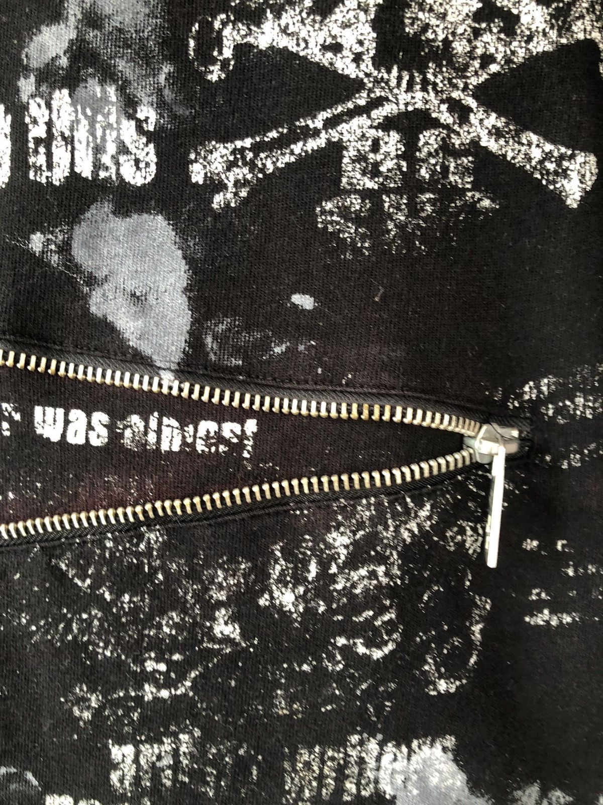 If Six Was Nine × Japanese Brand × Vintage Vintage Zipper PUNK GOTHIC Skull Design Tee Size US M / EU 48-50 / 2 - 5 Thumbnail