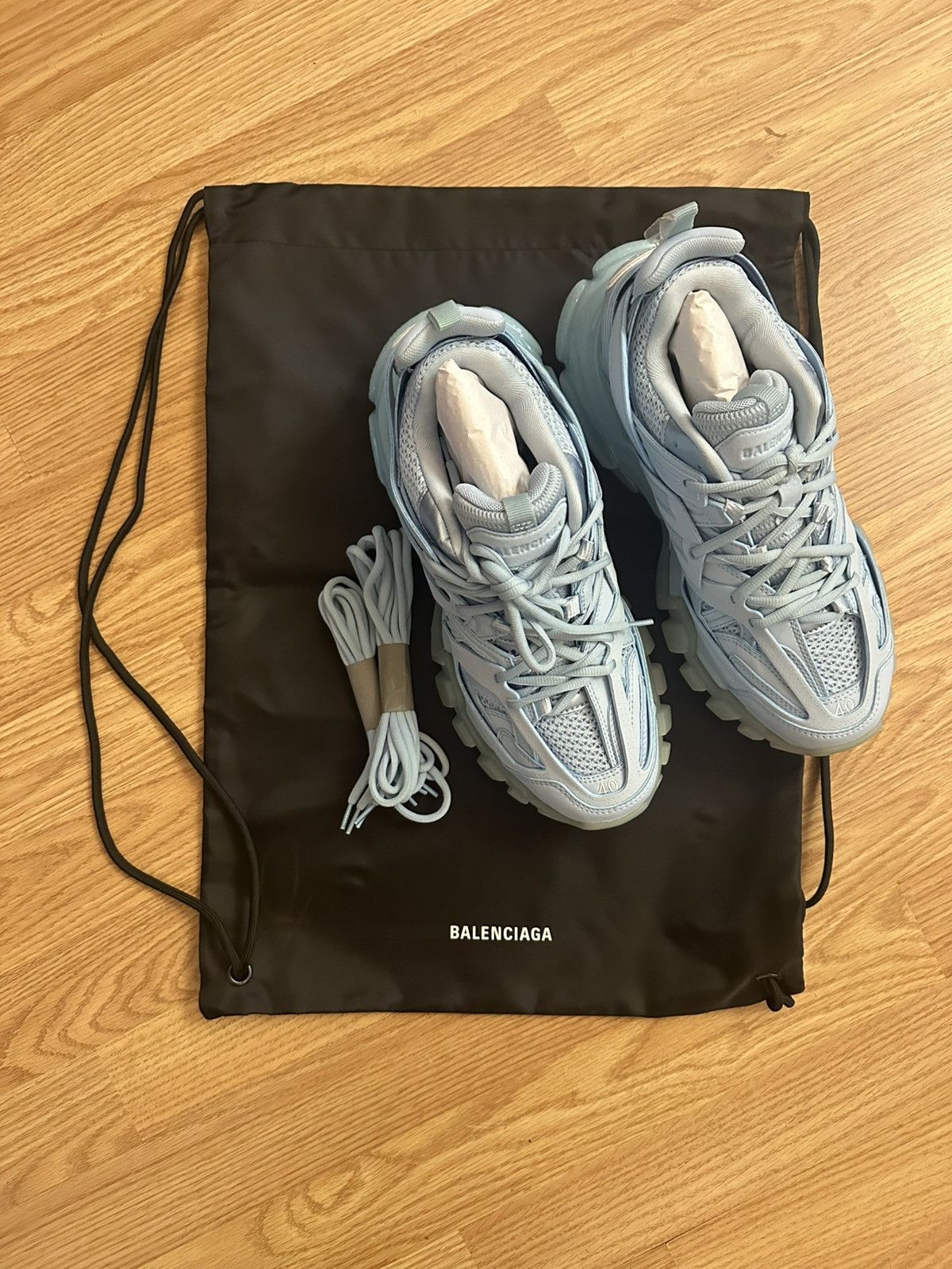 Balenciaga Balenciaga Light Blue Track Clear Sole Sneaker Size 40 Size US 7 / EU 40 - 7 Thumbnail