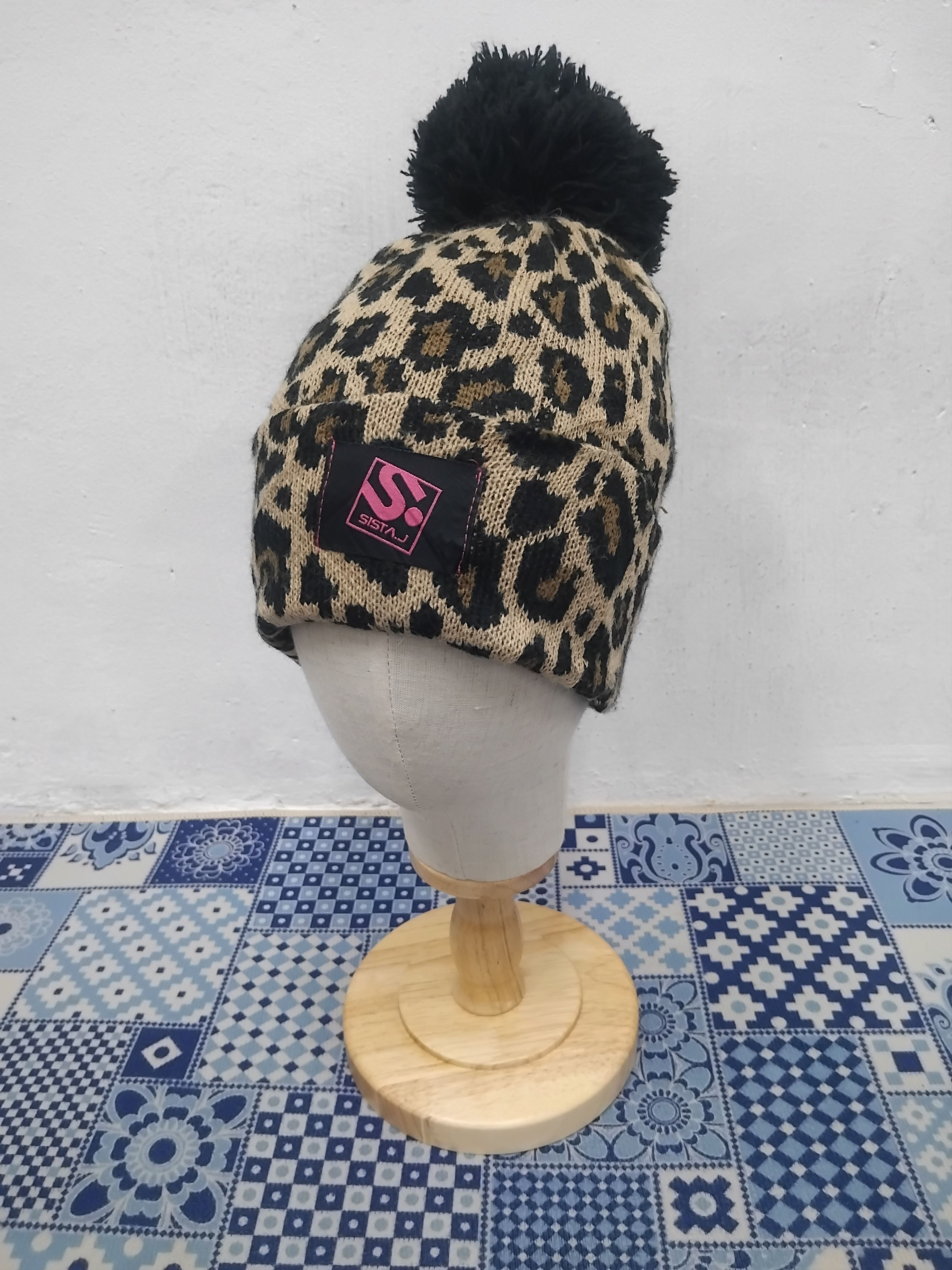 Japanese Brand 💥Sista.j Leopoard Beanie hat Size ONE SIZE - 1 Thumbnail