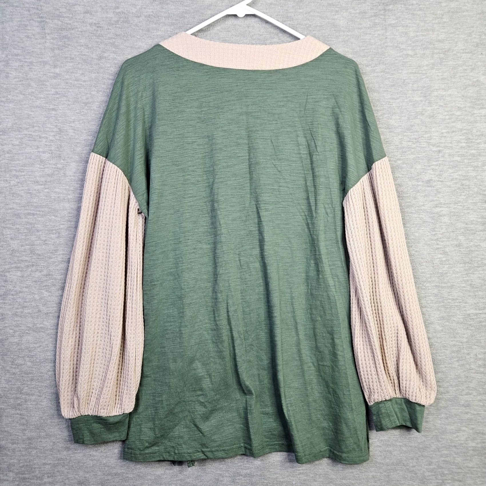 Vintage Suzanne Betro Women’s Green Beige Waffle Knit Sleeve Top L NEW Cotton Blend Spandex Regular V-Neck Pullover Long Sleeve Casual Shirt Size L / US 10 / IT 46 - 2 Thumbnail