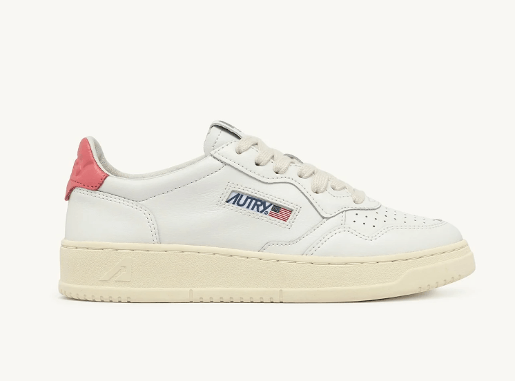AUTRY MEDALIST LOW SNEAKERS IN WHITE AND TEAROSE LEATH -39
