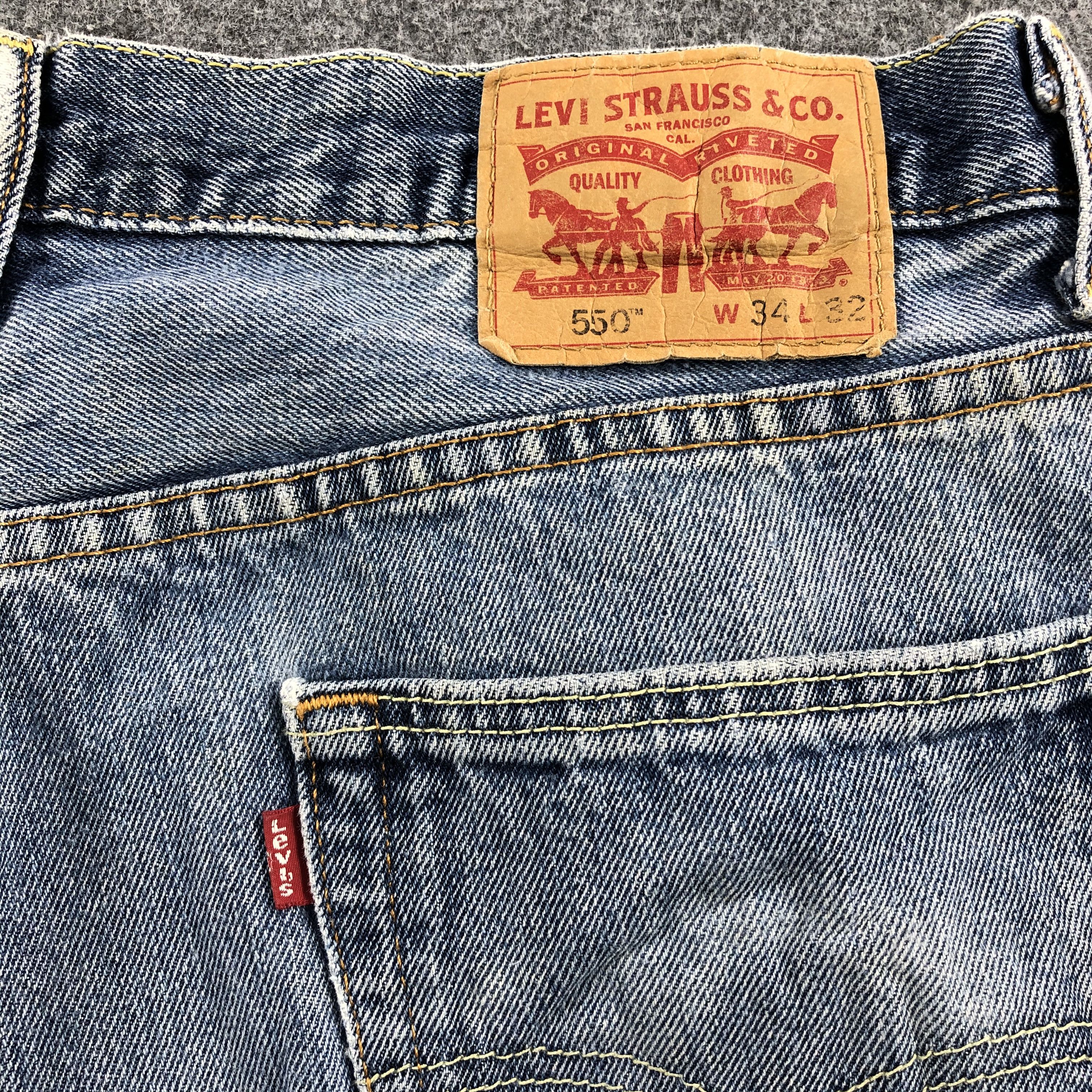 Levi's Vintage Levis 550 Jeans Faded Blue Distressed Denim KJ419 Size US 34 / EU 50 - 5 Thumbnail