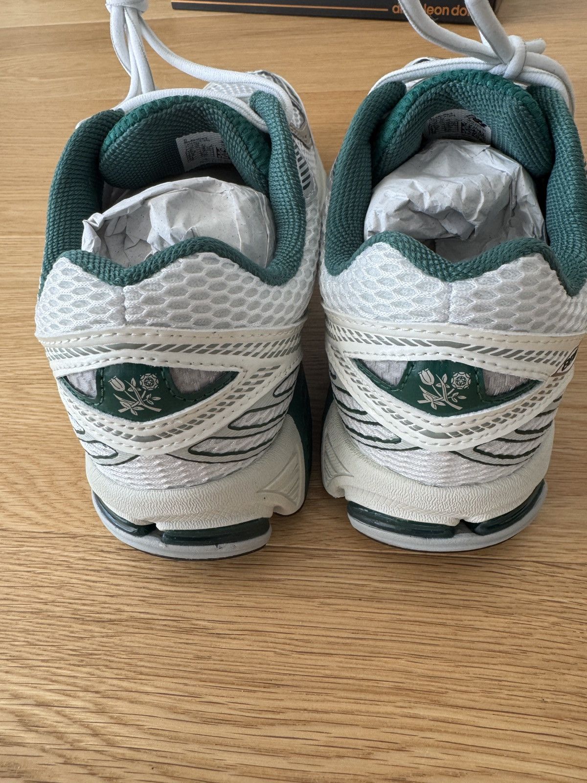 Aime Leon Dore × New Balance Aime Leon Dore x New Balance 860v2 Size US 10 / EU 43 - 3 Thumbnail