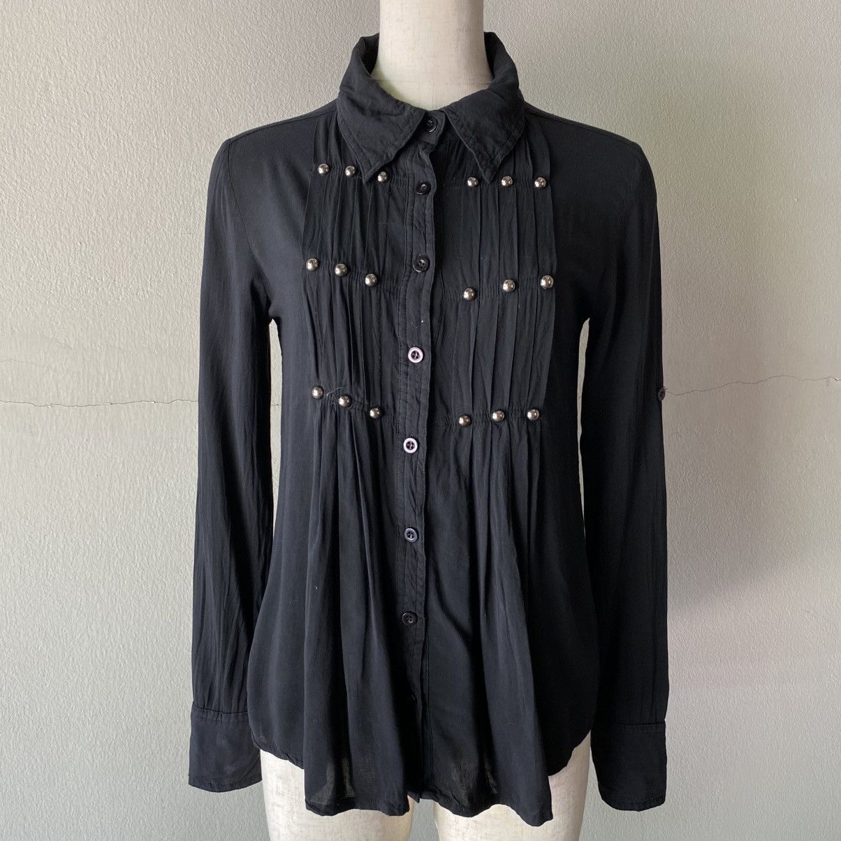 Japanese Brand GHOST OF HARLEM Punk Y2K Black Pleated Pearl Button Shirt Size S / US 4 / IT 40 - 1 Thumbnail