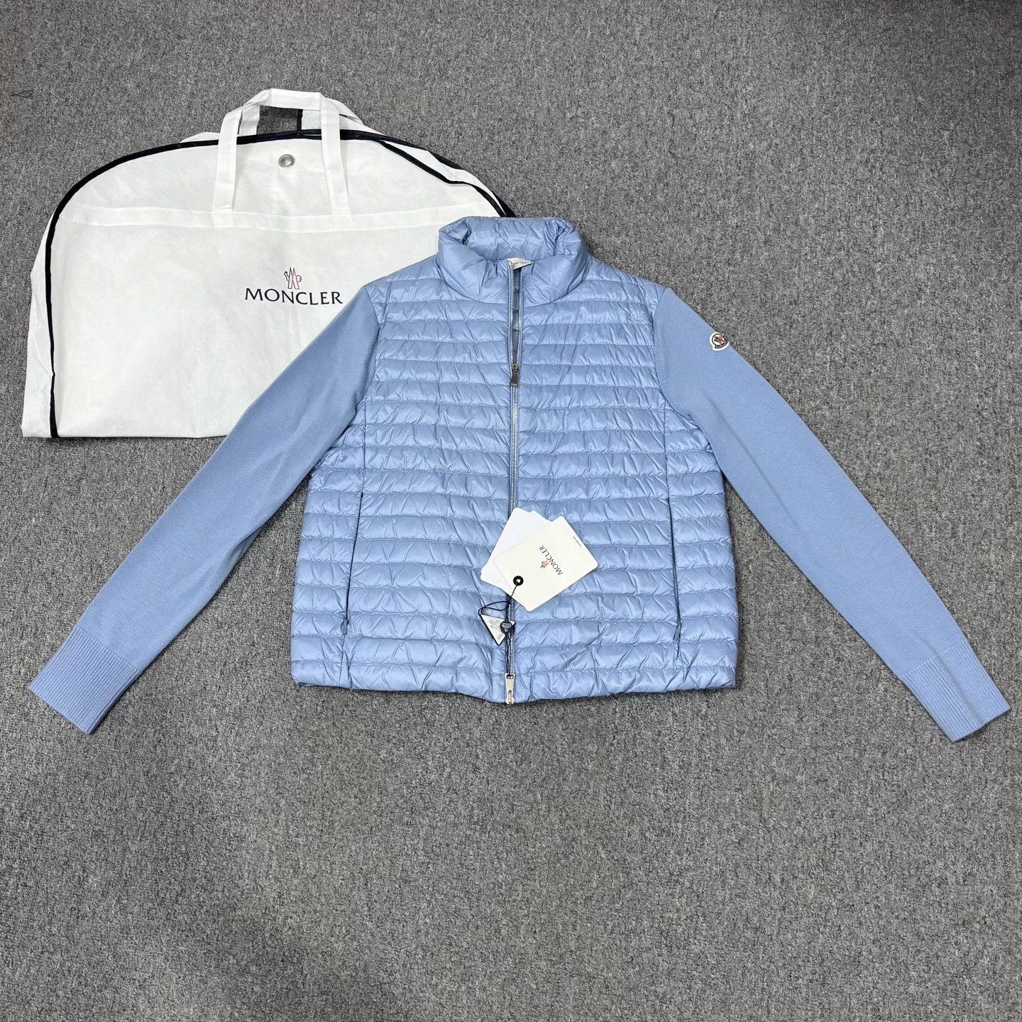 Moncler Moncler Unworn M Knit Panel Down Cardigan Size M / US 6-8 / IT 42-44 - 1 Thumbnail