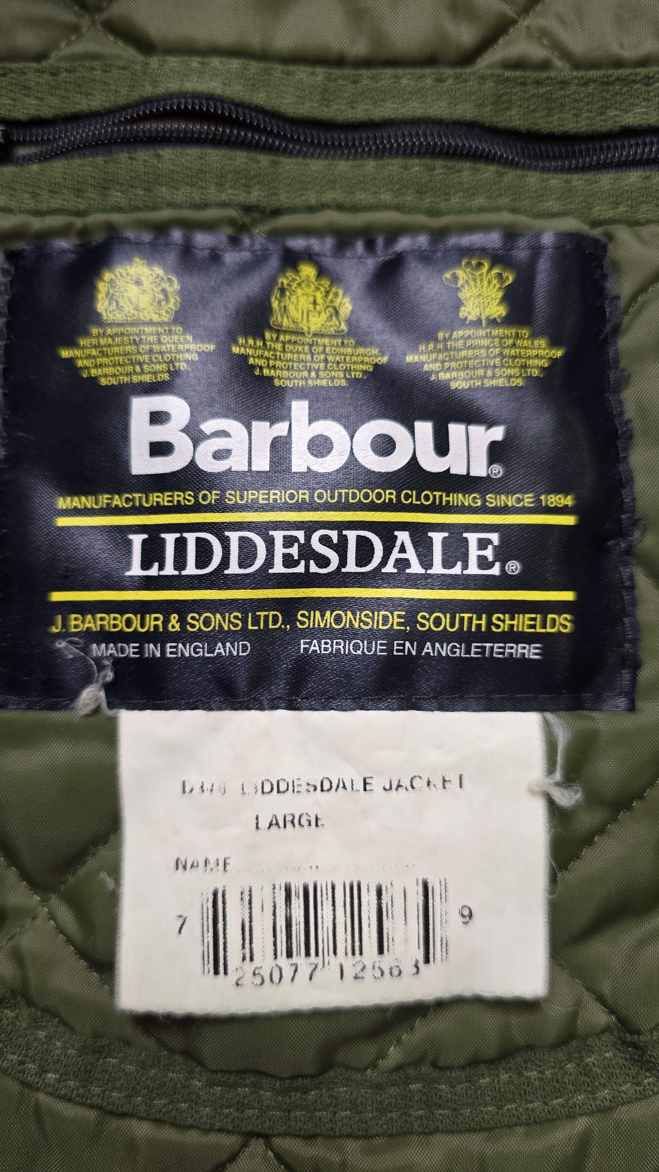 Barbour Liddesdale Quilted Jacket Olive Corduroy Collar Heritage Size US L / EU 52-54 / 3 - 21 Thumbnail