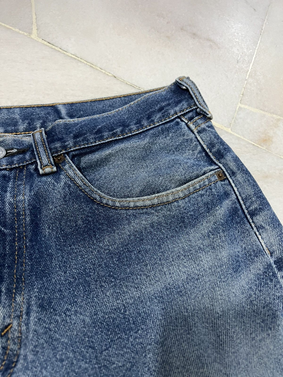 Levi's × Levi's Vintage Clothing 💥Baggy💥90s Style Levis 505 Distress Washed Jean Size US 33 - 8 Thumbnail