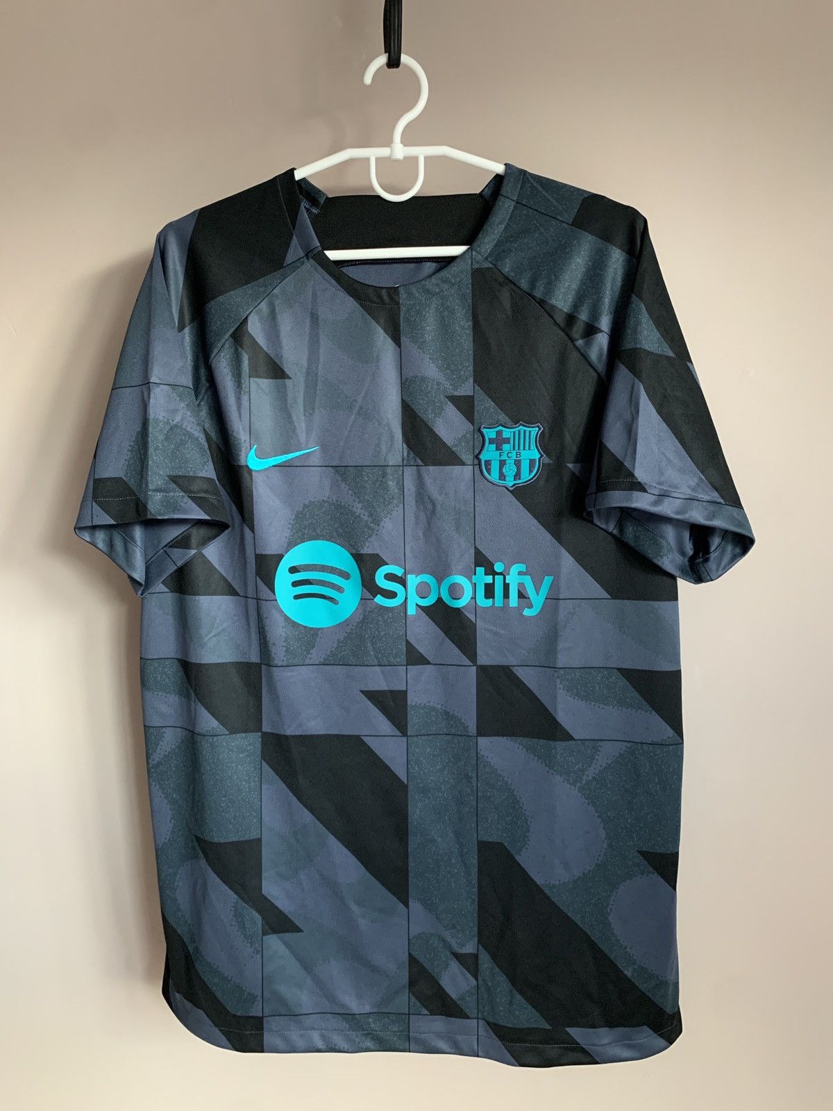 Nike Barcelona 21/22 Training Football Shirt Nike Soccer Jersey Size US XL / EU 56 / 4 - 1 Thumbnail