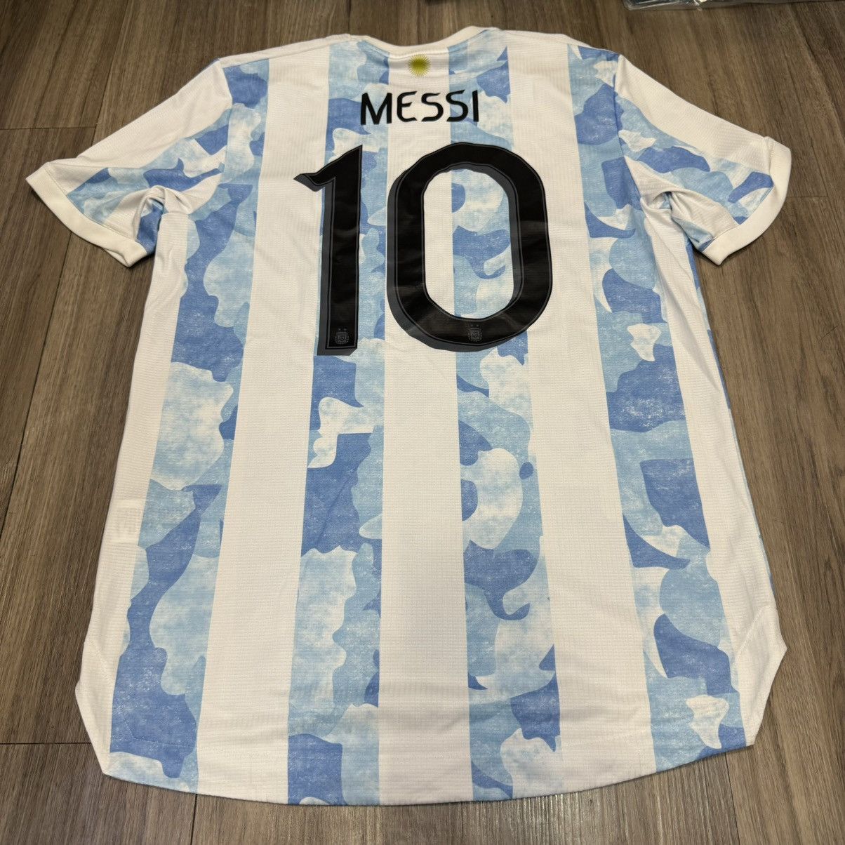 Adidas Argentina 2021 Copa America player issue Final #10 Messi Size US M / EU 48-50 / 2 - 2 Thumbnail