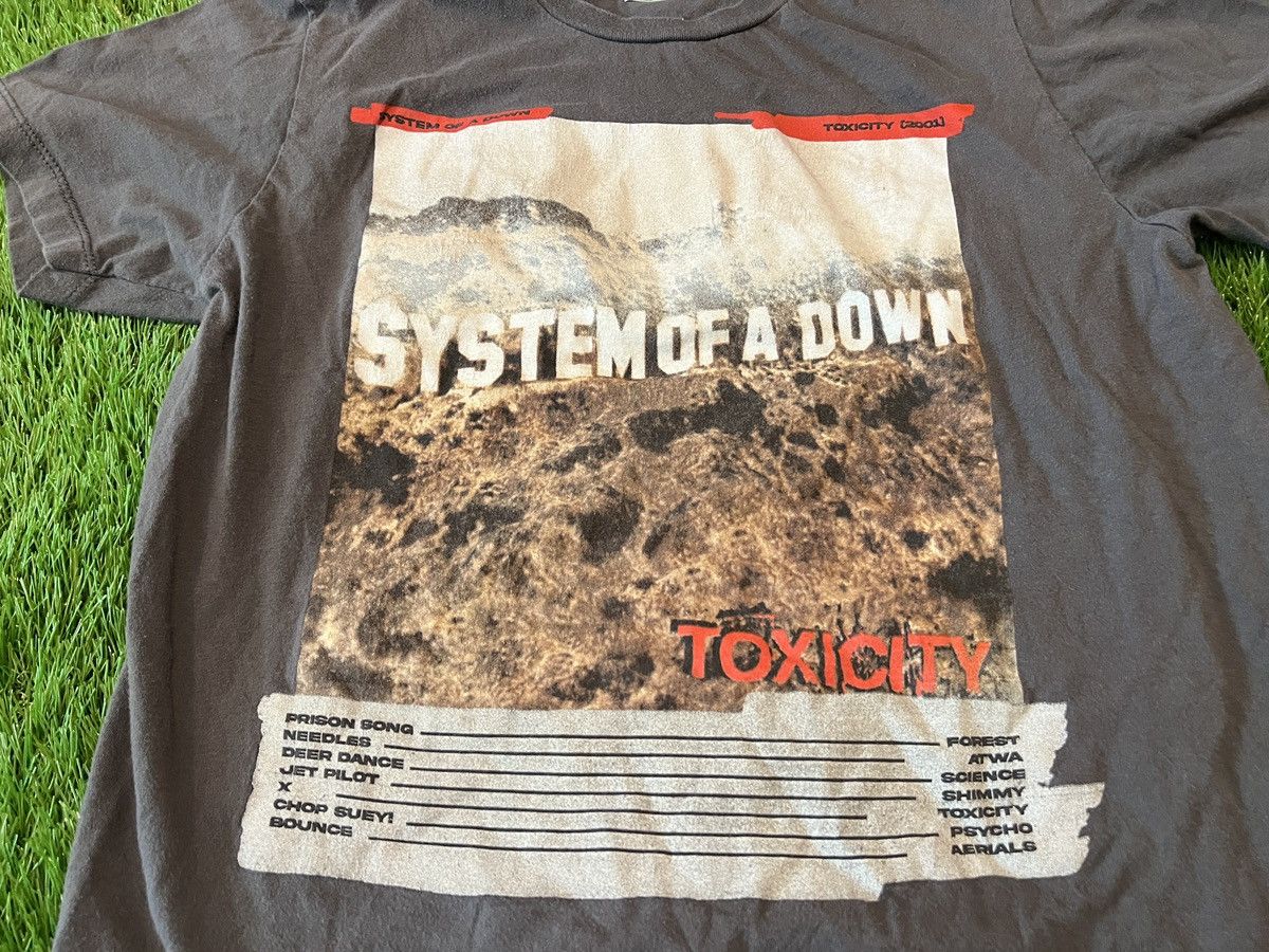Band Tees System Of A Down Toxicity Band T Gray 2001 Y2K Grunge Size US M / EU 48-50 / 2 - 2 Thumbnail