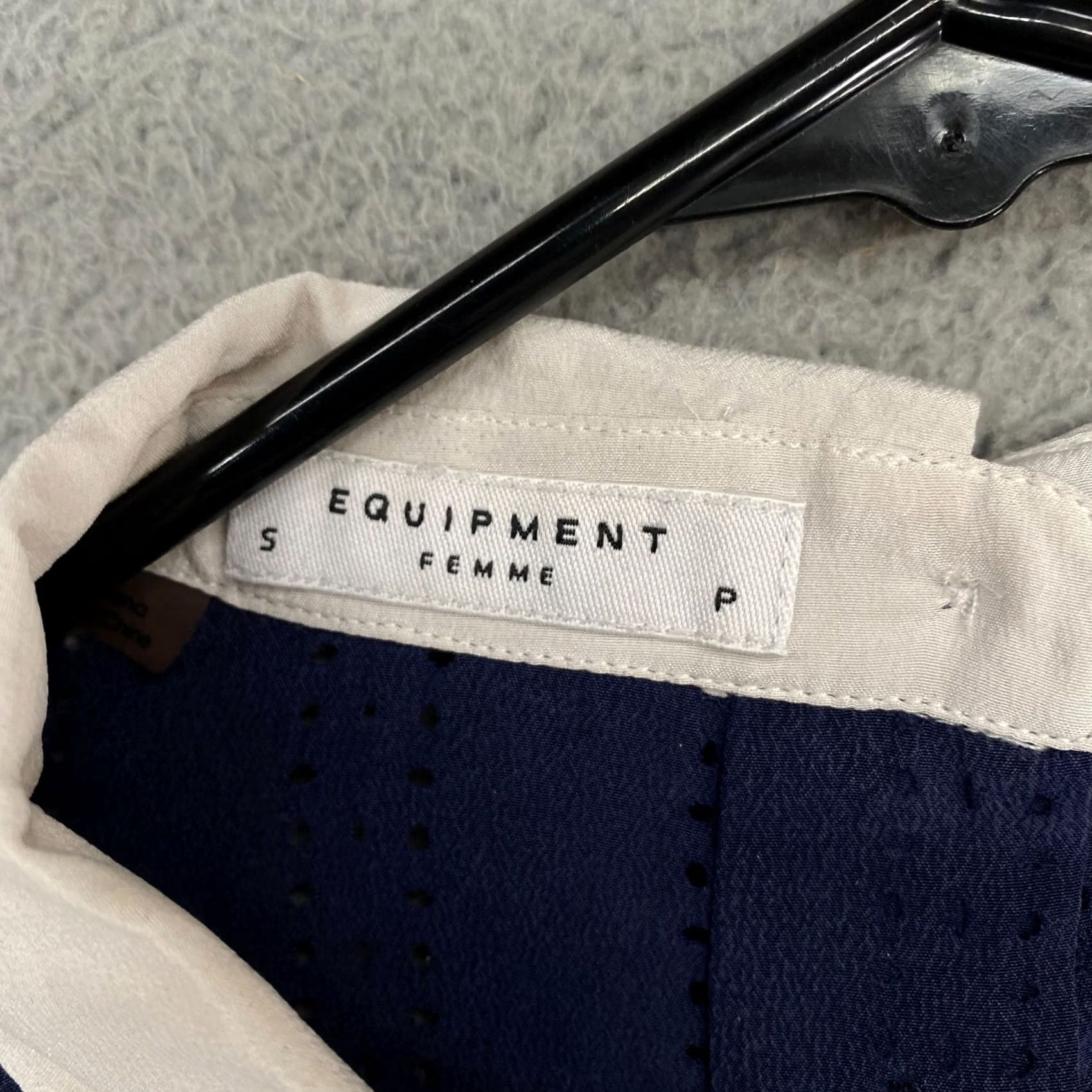 Equipment Equipment Silk Button Back Blouse Womens Small Blue 100% Silk Collar Long Sleeve Buttoned Classic Modern Office Casual Shirt Size S / US 4 / IT 40 - 5 Thumbnail