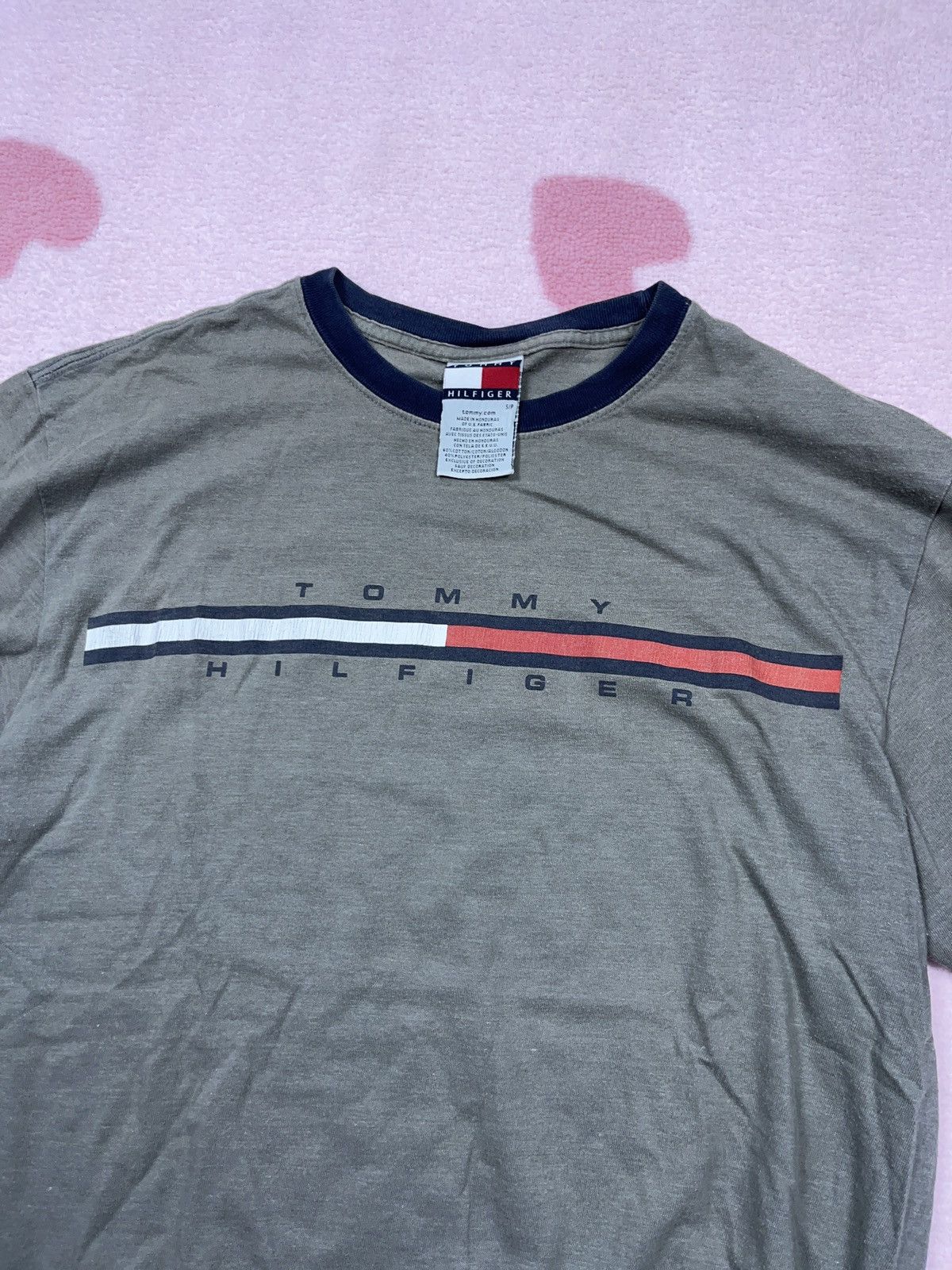 Tommy Hilfiger × Vintage ➕ vintage y2k Tommy Hilfiger big flag logo t-shirt Size US M / EU 48-50 / 2 - 2 Thumbnail