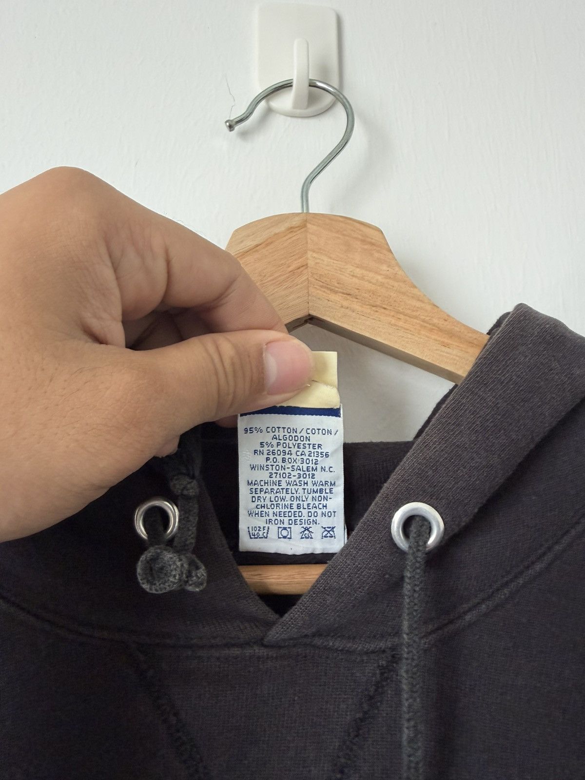 Champion THRASHED Vintage Champion Reverse Weave Hoodie Size US M / EU 48-50 / 2 - 6 Thumbnail