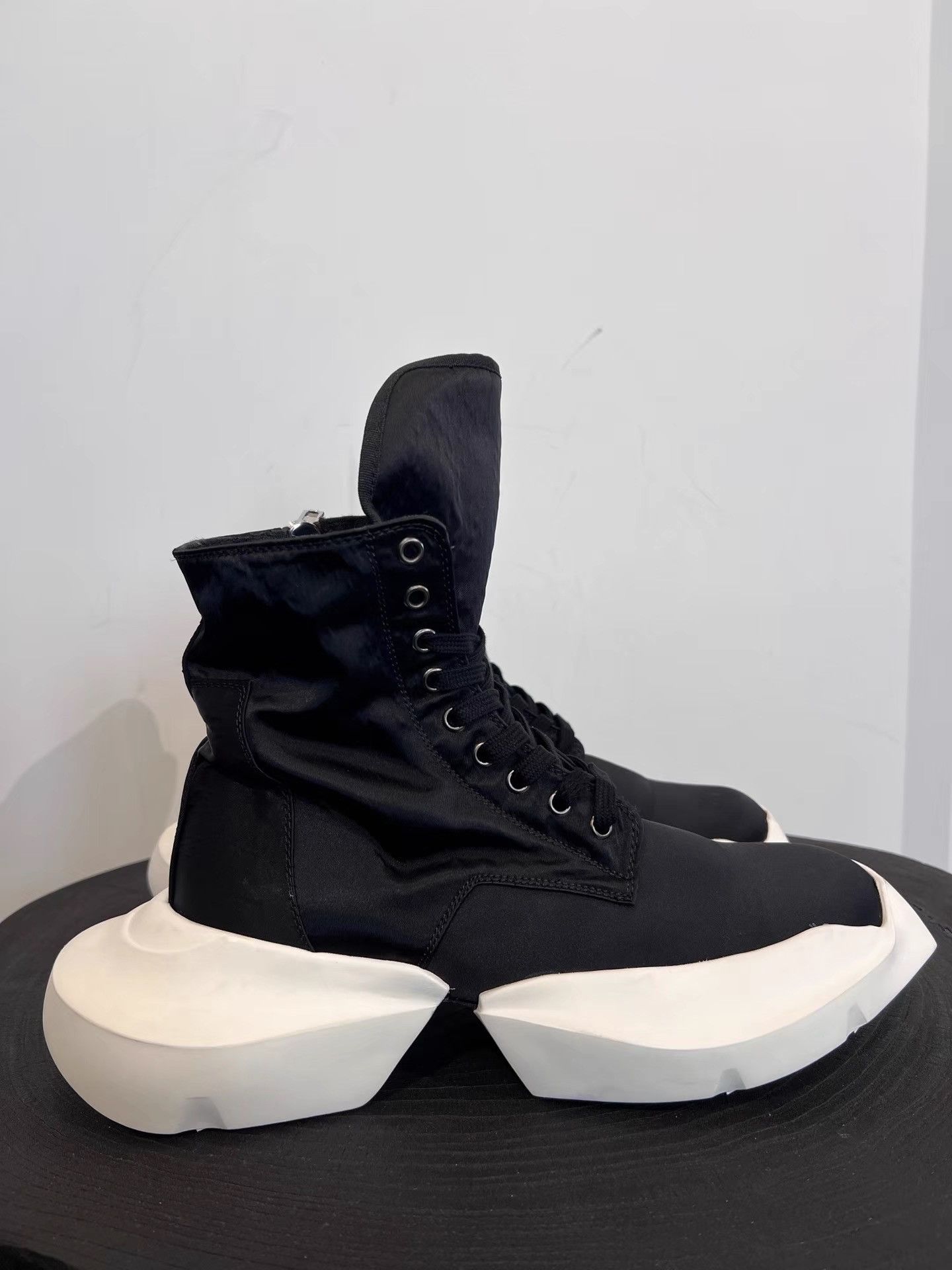 Rick Owens Rick Owens Drkshdw Big Aircraft Nylon Mid-top Sneakers K35 Size US 8 / EU 41 - 2 Thumbnail