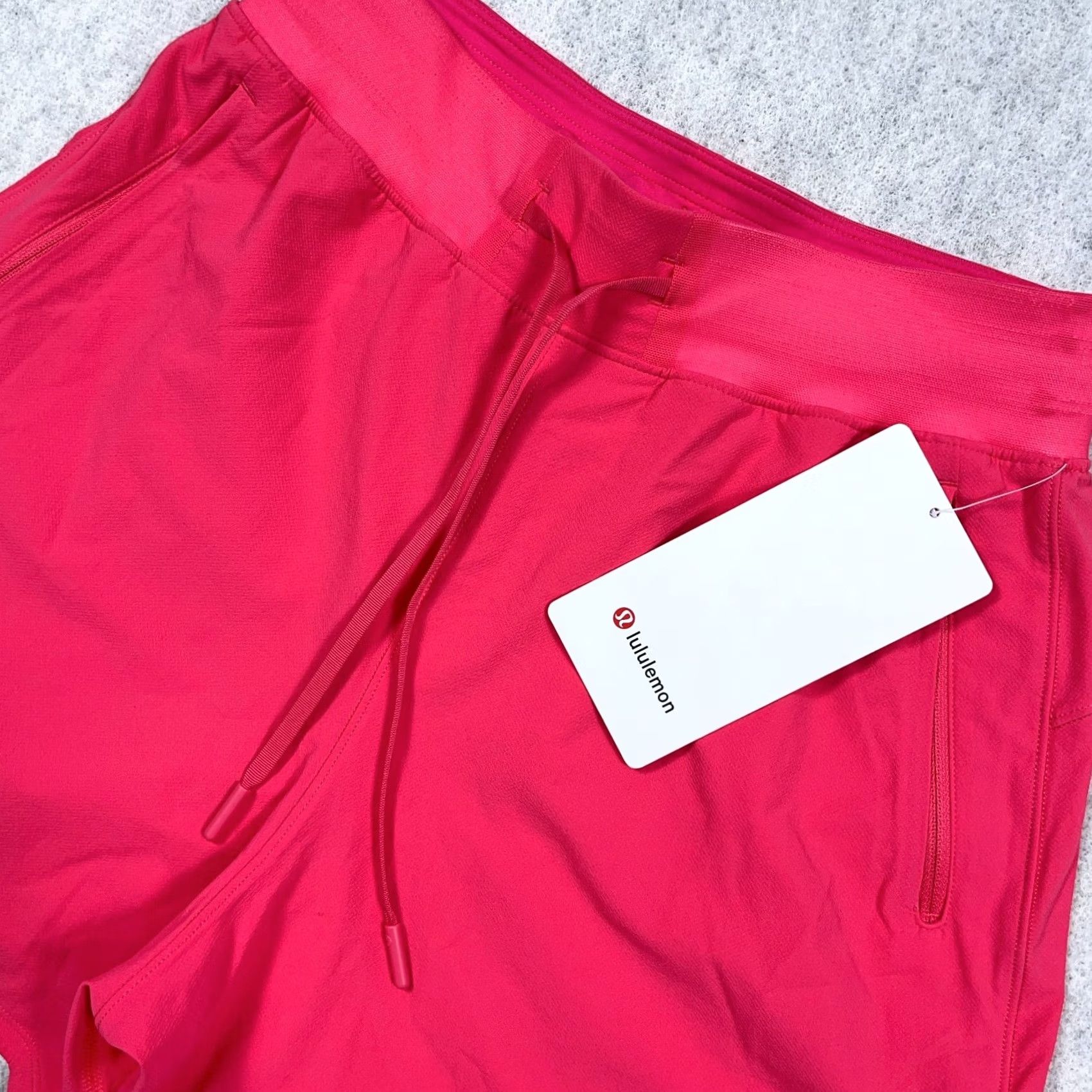Lululemon LULULEMON License to Train Shorts Women 4 High Rise 4" Lip Gloss Pink Nylon Athletic shorts 4" Inseam Pink Women's Regular XS-XL Size 27" / US 4 / IT 40 - 5 Thumbnail