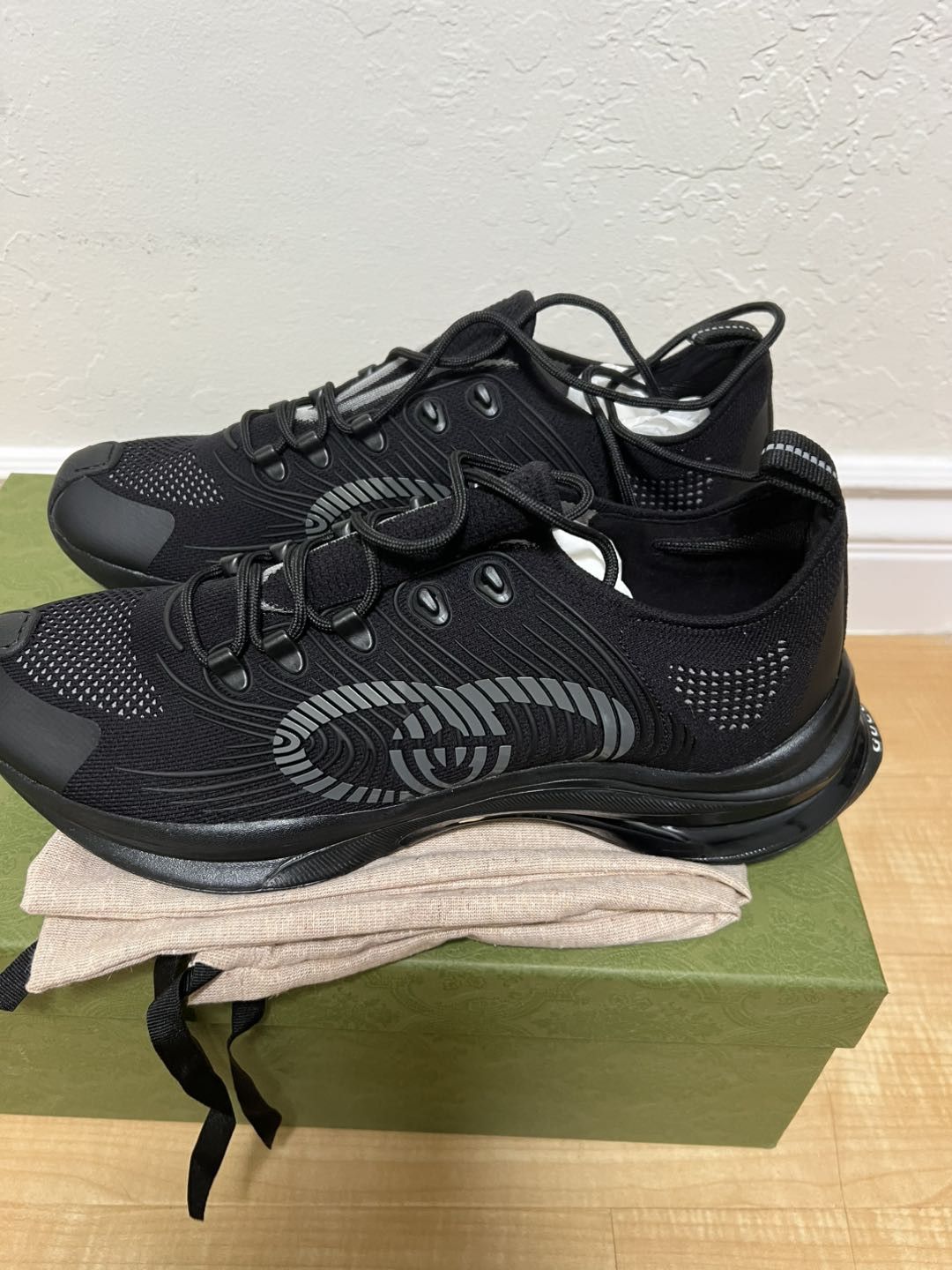 Gucci Gucci Run Sneaker 'All Black' 714658-USM10-8442 Size US 13 / EU 46 - 6 Thumbnail
