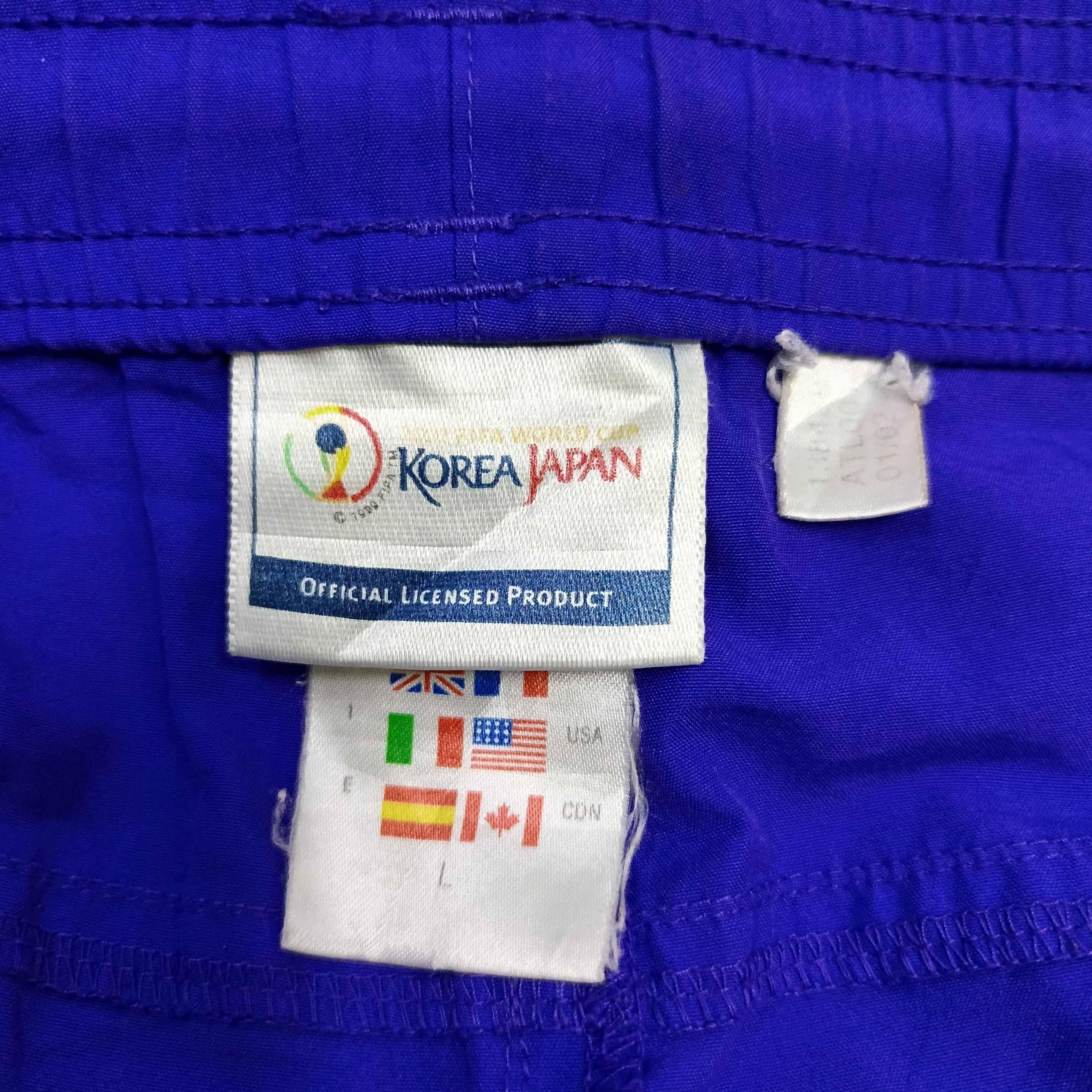 Adidas Adidas 2002 Korea Japan Fifa World Cup Short Pants Size US 35 - 8 Thumbnail