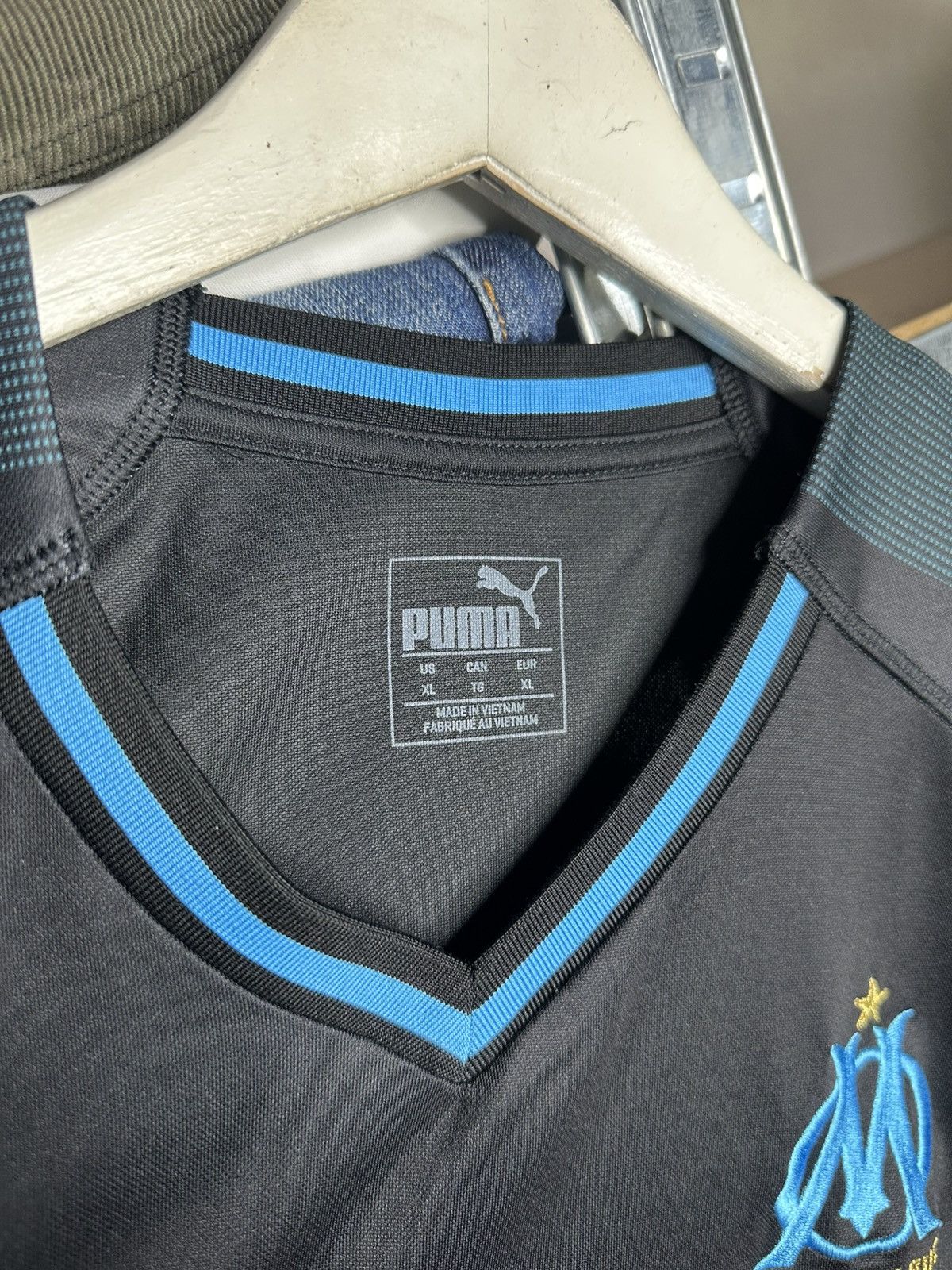 Puma OLYMPIQUE MARSEILLE 2018 2019 AWAY FOOTBALL SHIRT JERSEY Size US XL / EU 56 / 4 - 6 Thumbnail
