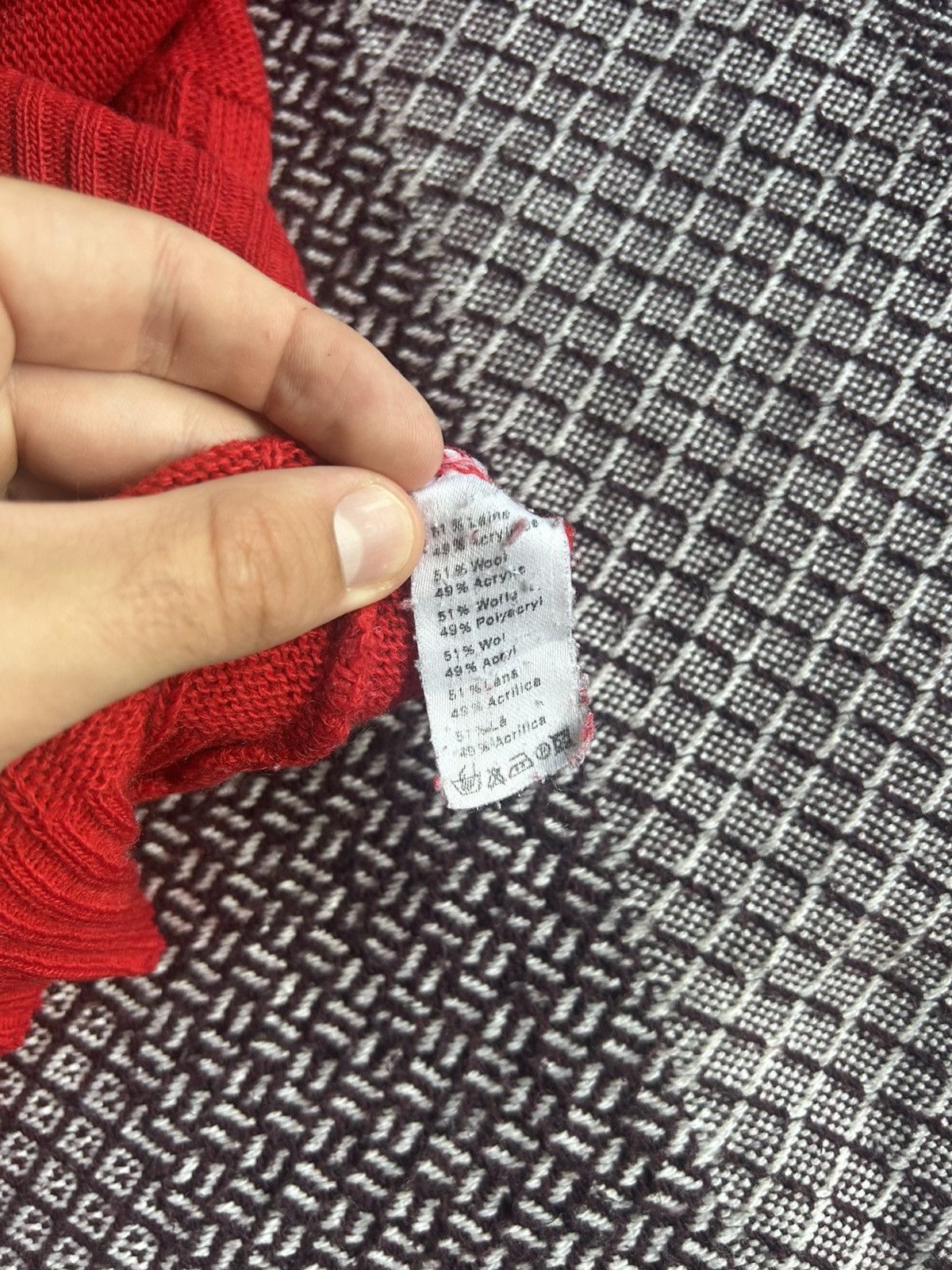 Lacoste Vintage Lacoste Chemise Sweater Unisex Red Size 5 Streetwear Size US L / EU 52-54 / 3 - 9 Thumbnail