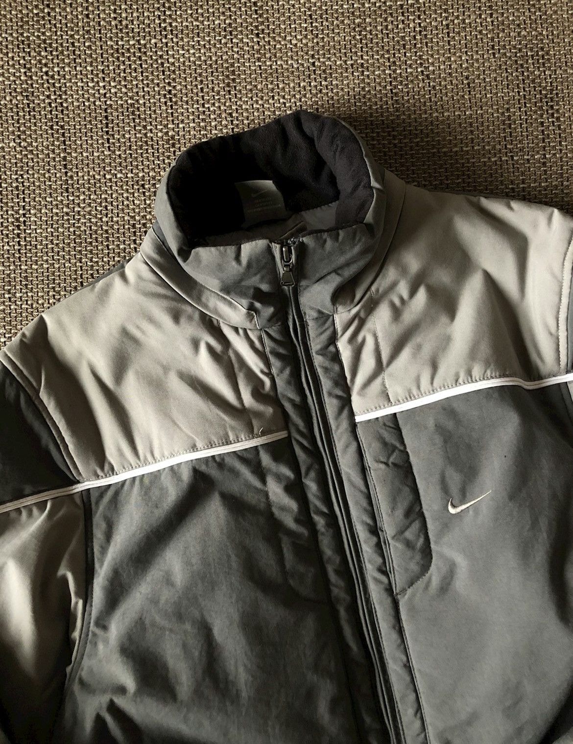 Nike Nike swoosh y2k puffer zip up jacket vintage Size US M / EU 48-50 / 2 - 2 Thumbnail