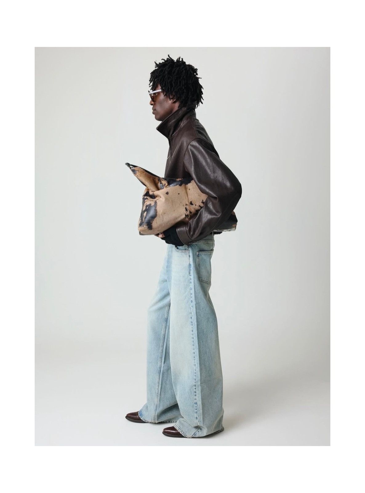 Other Pearled Ivory 1211 'LIGHT WASH' DENIM Size US 28 / EU 44 - 1 Thumbnail
