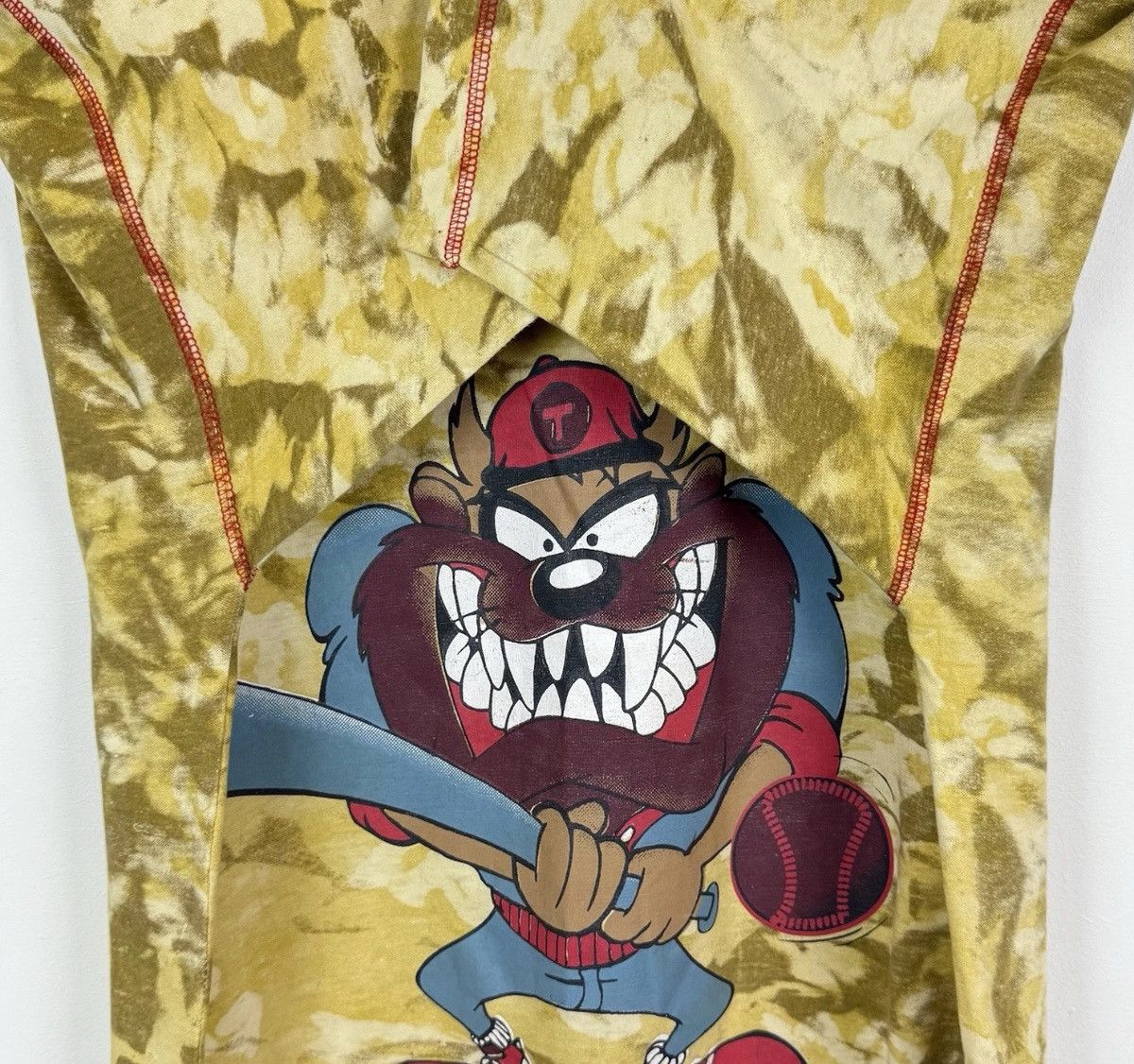Warner Bros Vintage 1996 Tasmanian Devil Baseball Battle T-Shirt Men S-M Size US S / EU 44-46 / 1 - 6 Thumbnail
