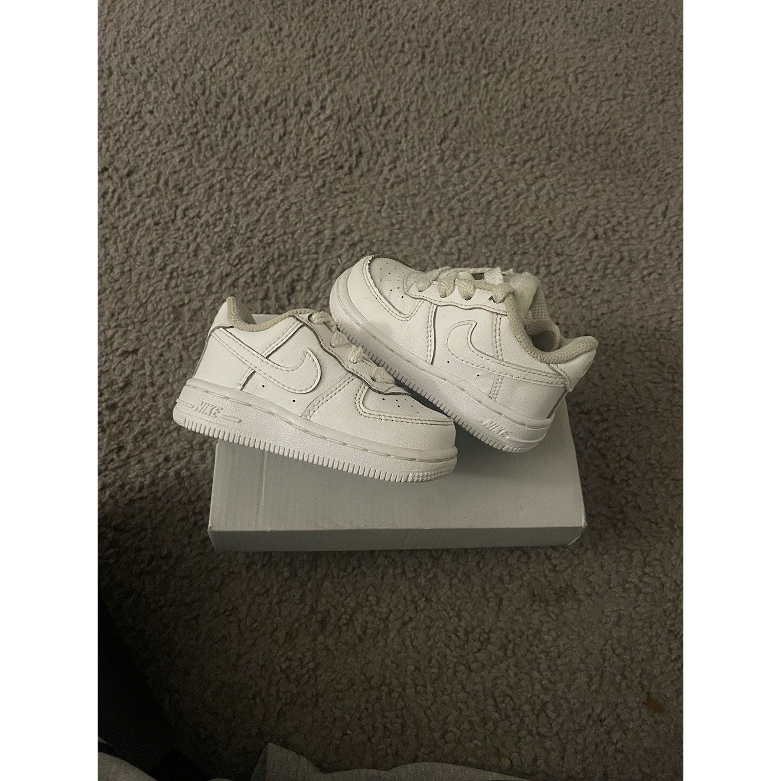 Nike Size 4c-Infant Nike Air Force 1 Low TD Triple White Shoes Size US 5 / EU 37 - 2 Thumbnail