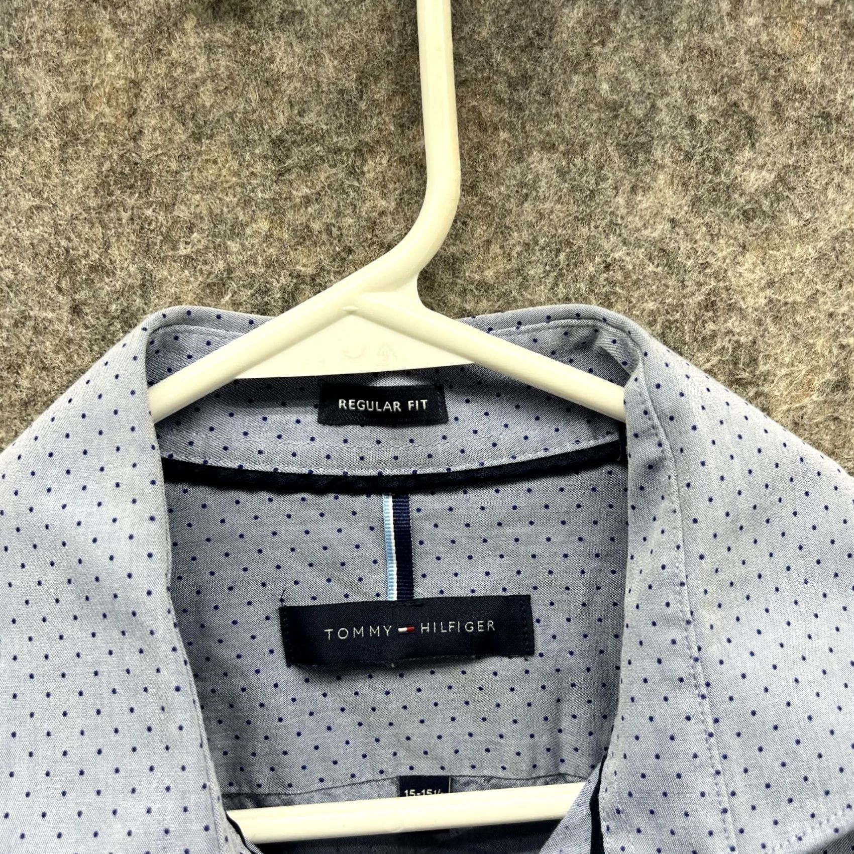 Tommy Hilfiger Tommy Hilfiger Shirt Men Medium Blue Casual Button Down Preppy Dots Pattern Polka Dot Button-Up Regular Fit Long Sleeve Collar Knit Cotton Size US M / EU 48-50 / 2 - 5 Thumbnail