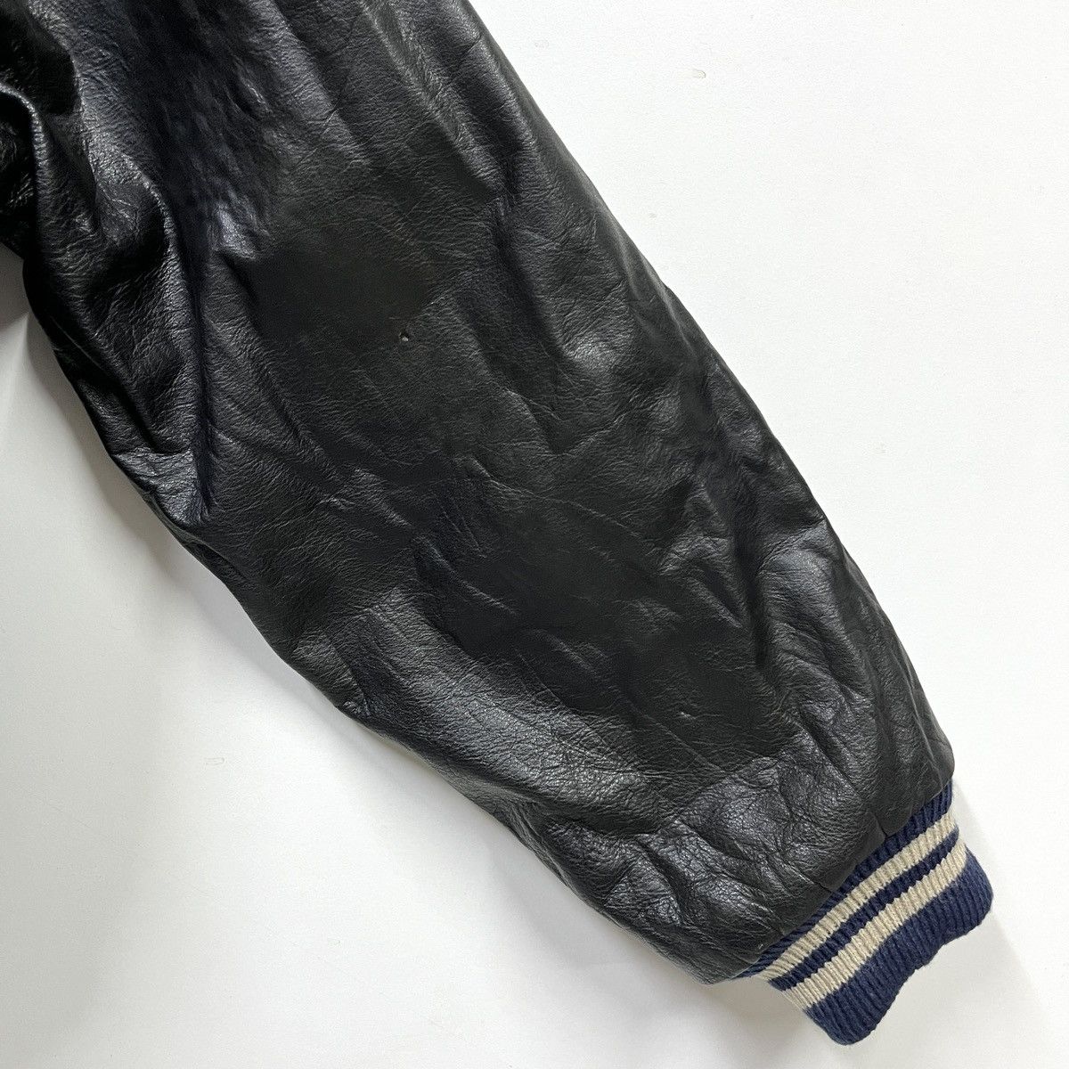 Japanese Brand Suntory BOSS Coffee Varsity Bomber Jacket Leather Sleeves L Size US L / EU 52-54 / 3 - 8 Thumbnail
