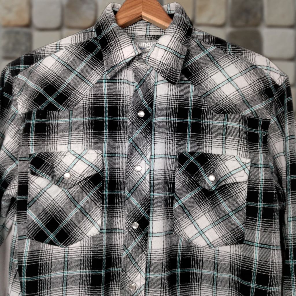Wrangler VINTAGE Wrangler Wrancher Shirt Men Medium Western Wear Flannel Black Plaid Snap Button-Up Long Sleeve Cowboy 90s Mens Regular Size US M / EU 48-50 / 2 - 1 Thumbnail