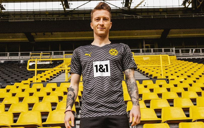 Puma Borussia Dortmund 2021-2022 Away Soccer Jersey Football Kit Size US S / EU 44-46 / 1 - 2 Thumbnail