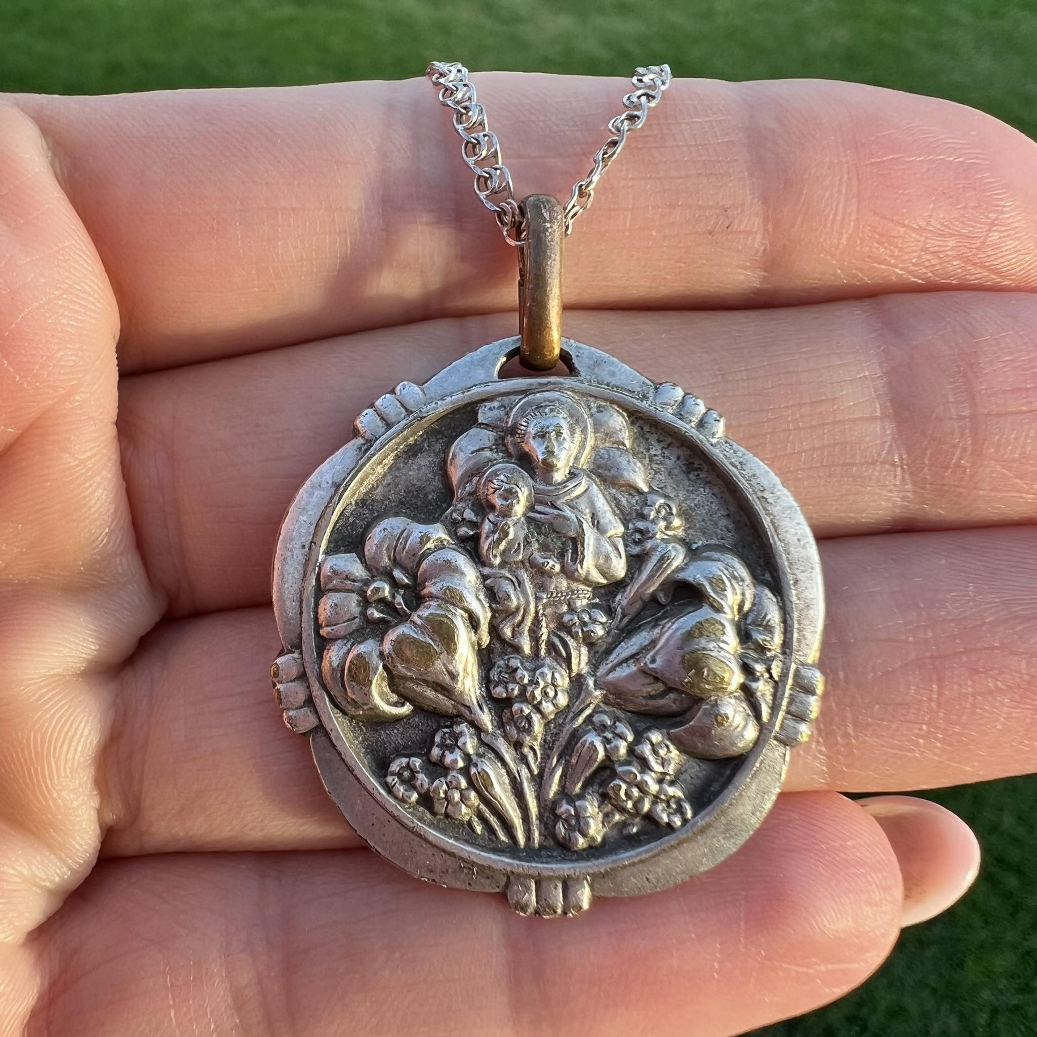 Vintage Vintage Christian Silver Plated Pendant chainSterling Silver Size ONE SIZE - 1 Thumbnail