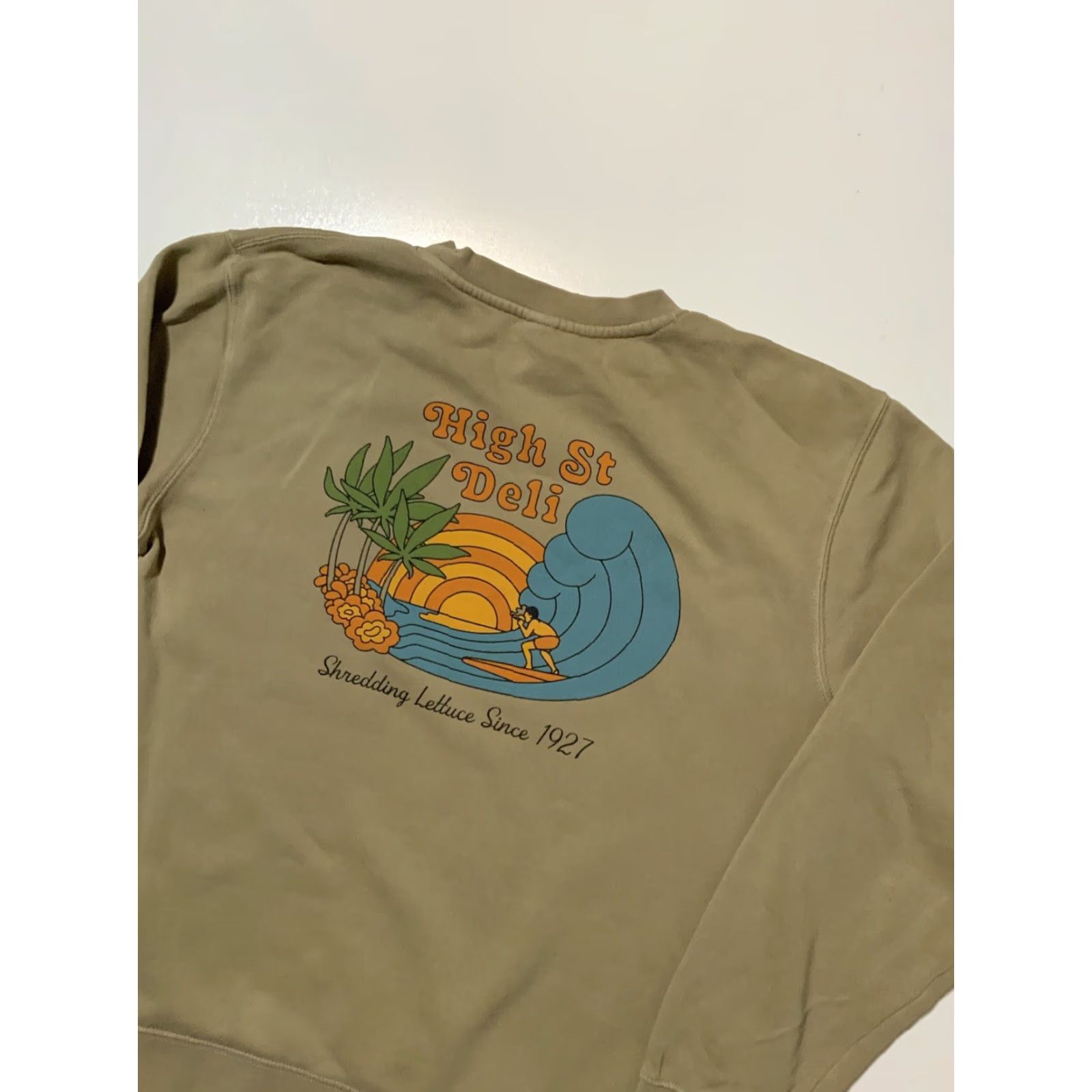 Vintage High Street Deli Shrettuce Shredding Lettuce Surf Waves Crewneck Sweatshirt Sz.M Men Medium Size US M / EU 48-50 / 2 - 5 Thumbnail