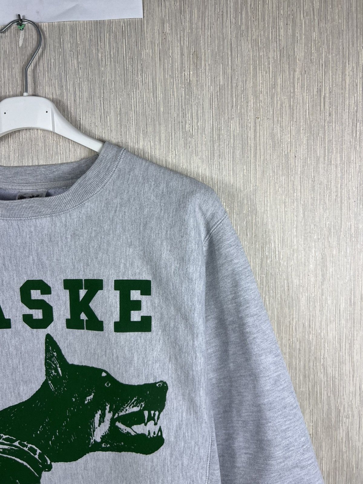 basketcase gallery Basketcase gallery dog crewneck sweatshirt logo green heavy Size US M / EU 48-50 / 2 - 3 Thumbnail