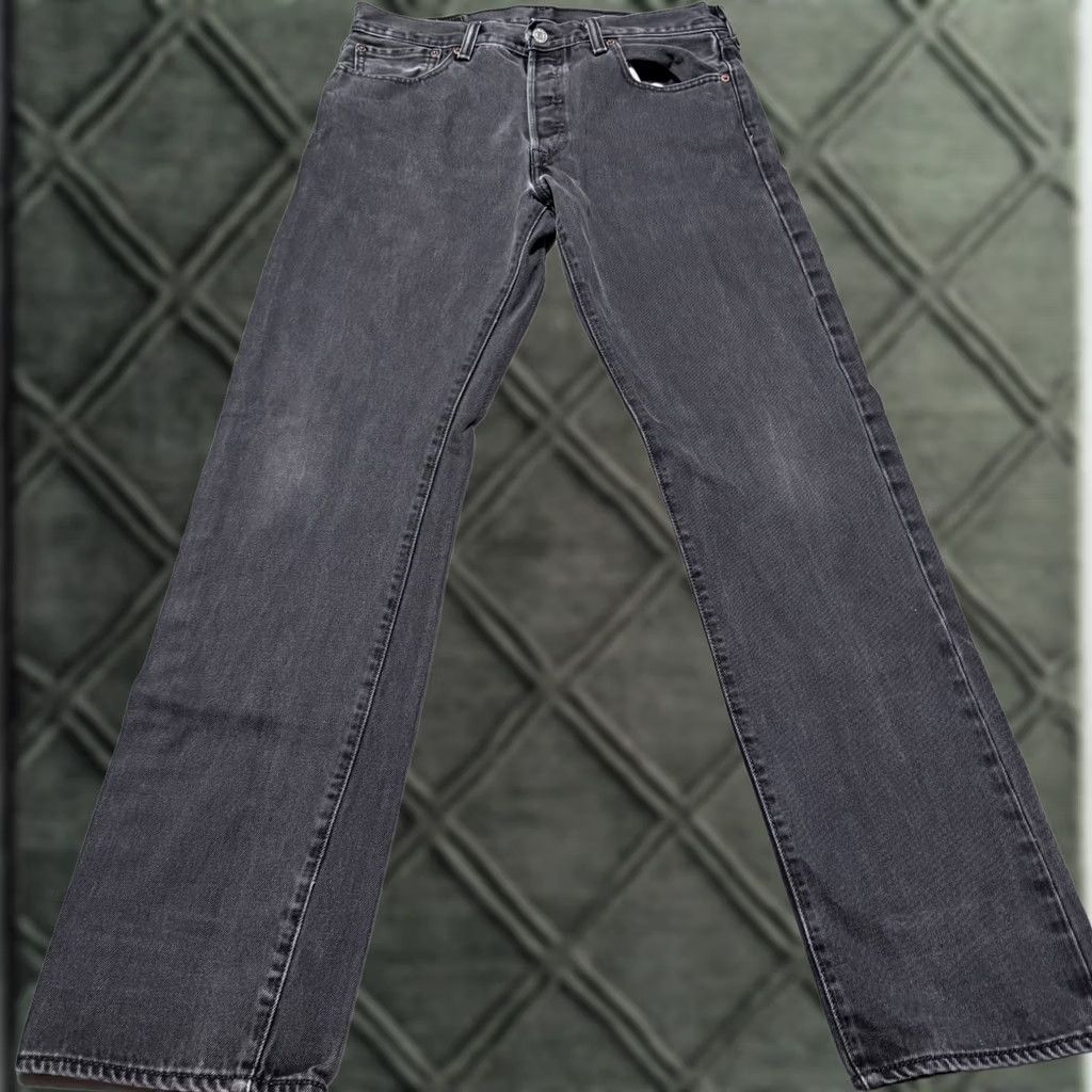 Levi's Levi’s 501 Original Jeans Mens Black Denim Mid Rise Classic Straight 33x31 5-Pocket Design Button US Size US 33 - 1 Thumbnail