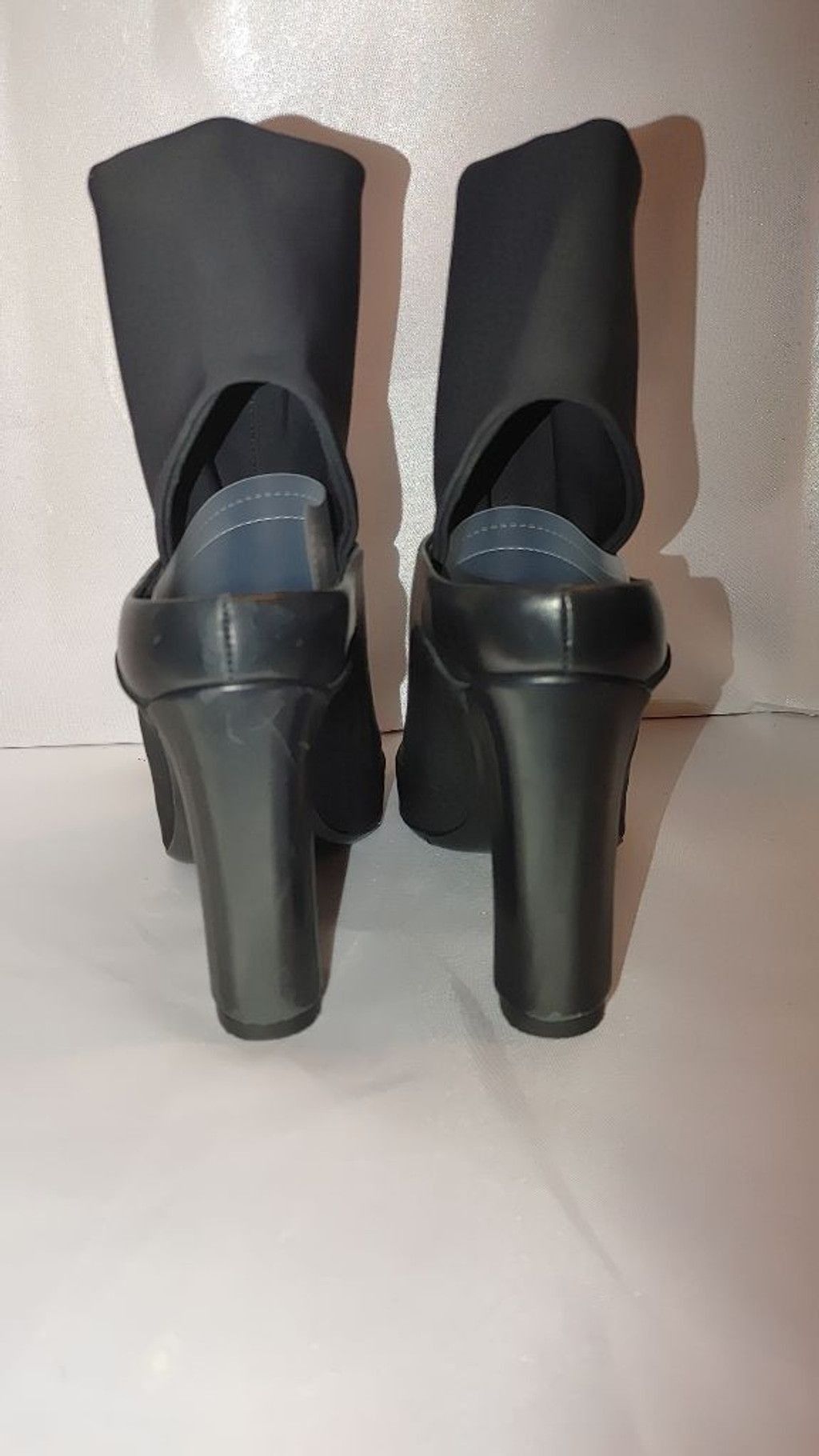 The Unbranded Brand Via Spiga Agyness Ankle Boot Neoprene Cuff w Leather Size 6M Size US 6 / IT 36 - 7 Thumbnail