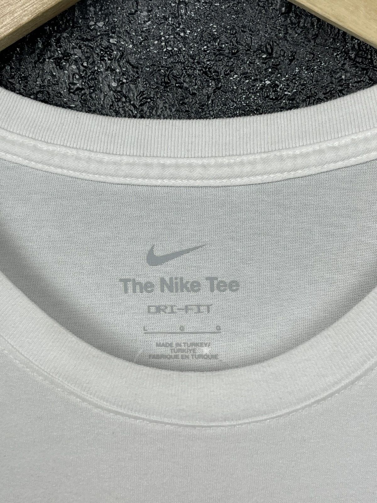 Nike Nike Trail Dri-Fit Logo Print T-Shirt Men’s Size L Size US L / EU 52-54 / 3 - 6 Thumbnail