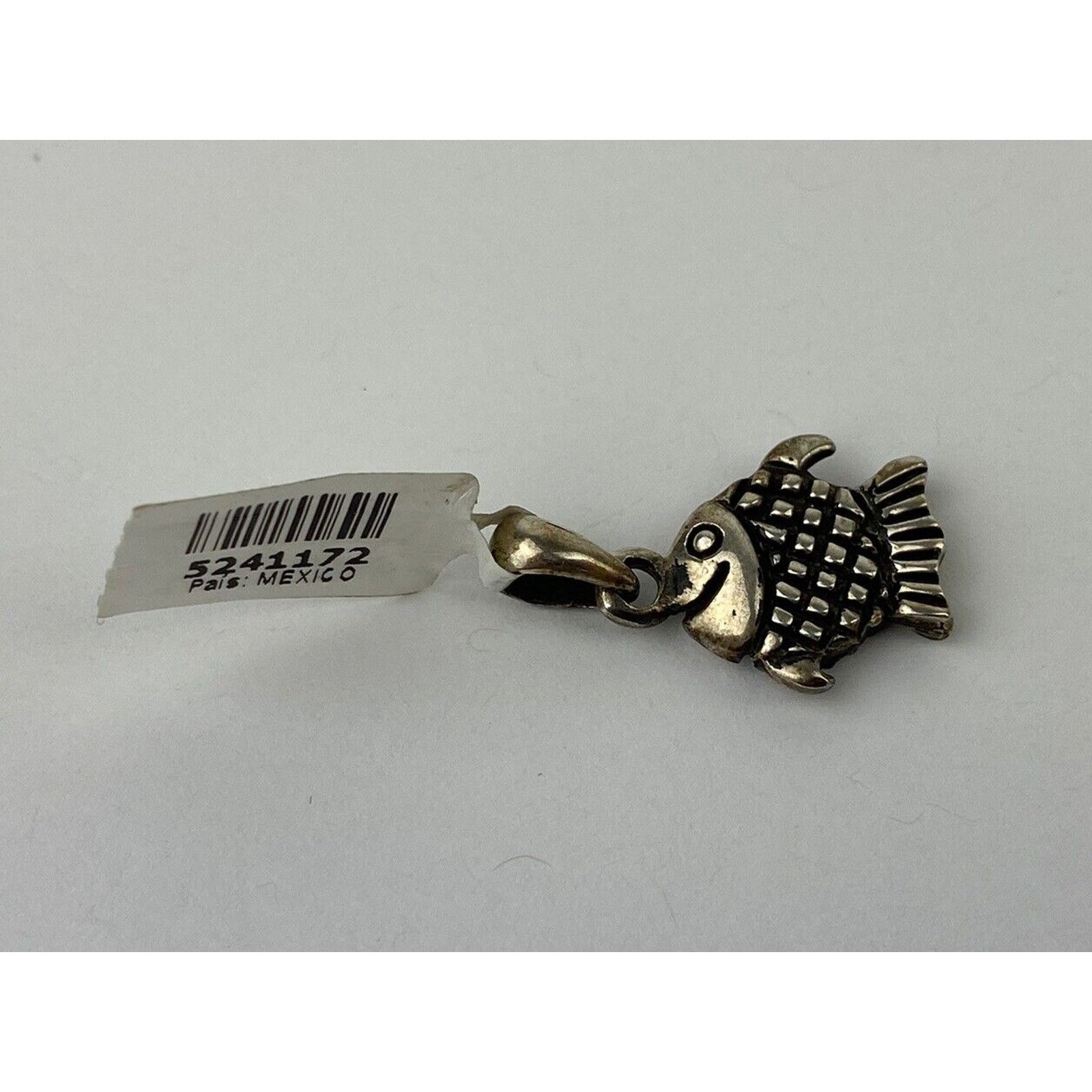 Other NWT 925 Sterling Silver Smiley Fish Pendant Dije 1” Sea Life Size ONE SIZE - 1 Thumbnail