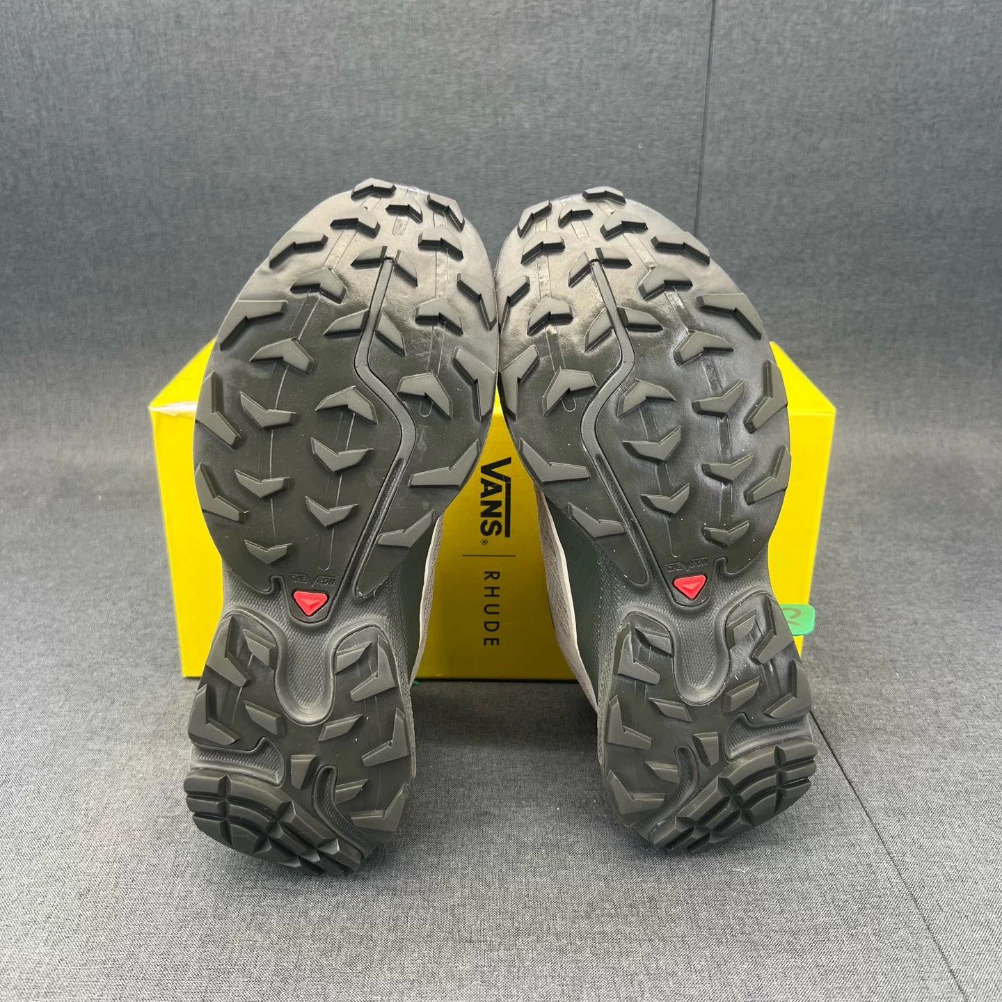 Salomon Salomon XT-6 Khaki Grey 38.5 New Original Box Size US 8.5 / IT 38.5 - 4 Thumbnail