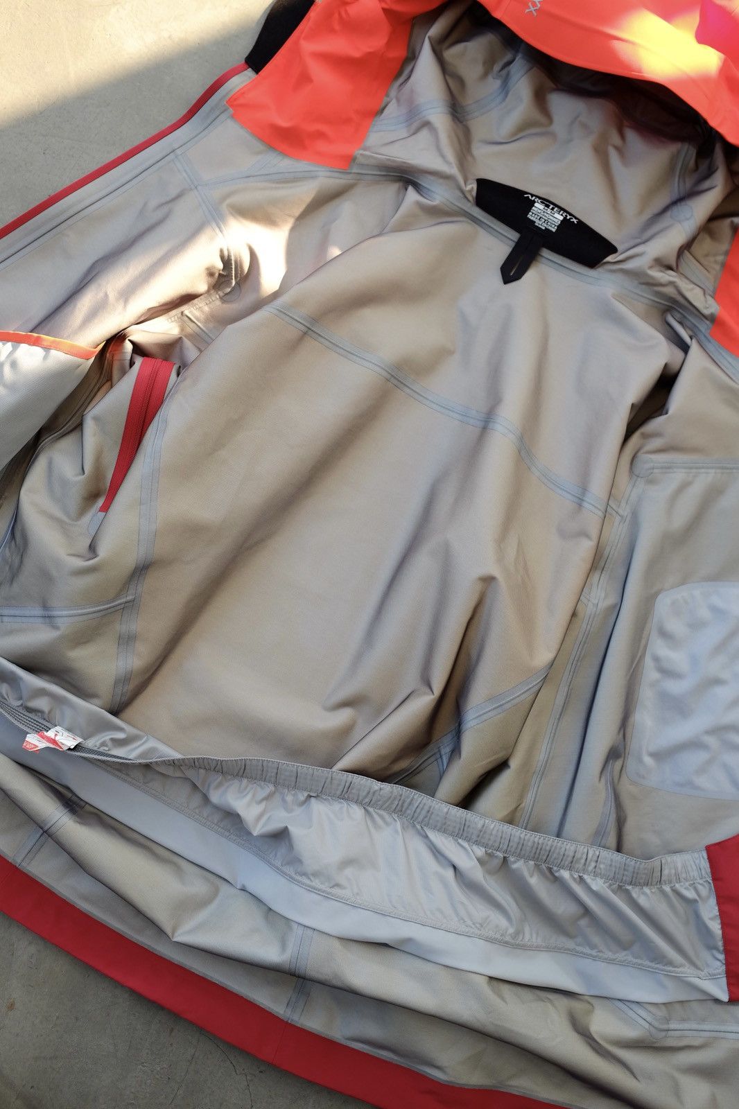 Arc'teryx Arcteryx Sabre LT Jacket Size US M / EU 48-50 / 2 - 5 Thumbnail