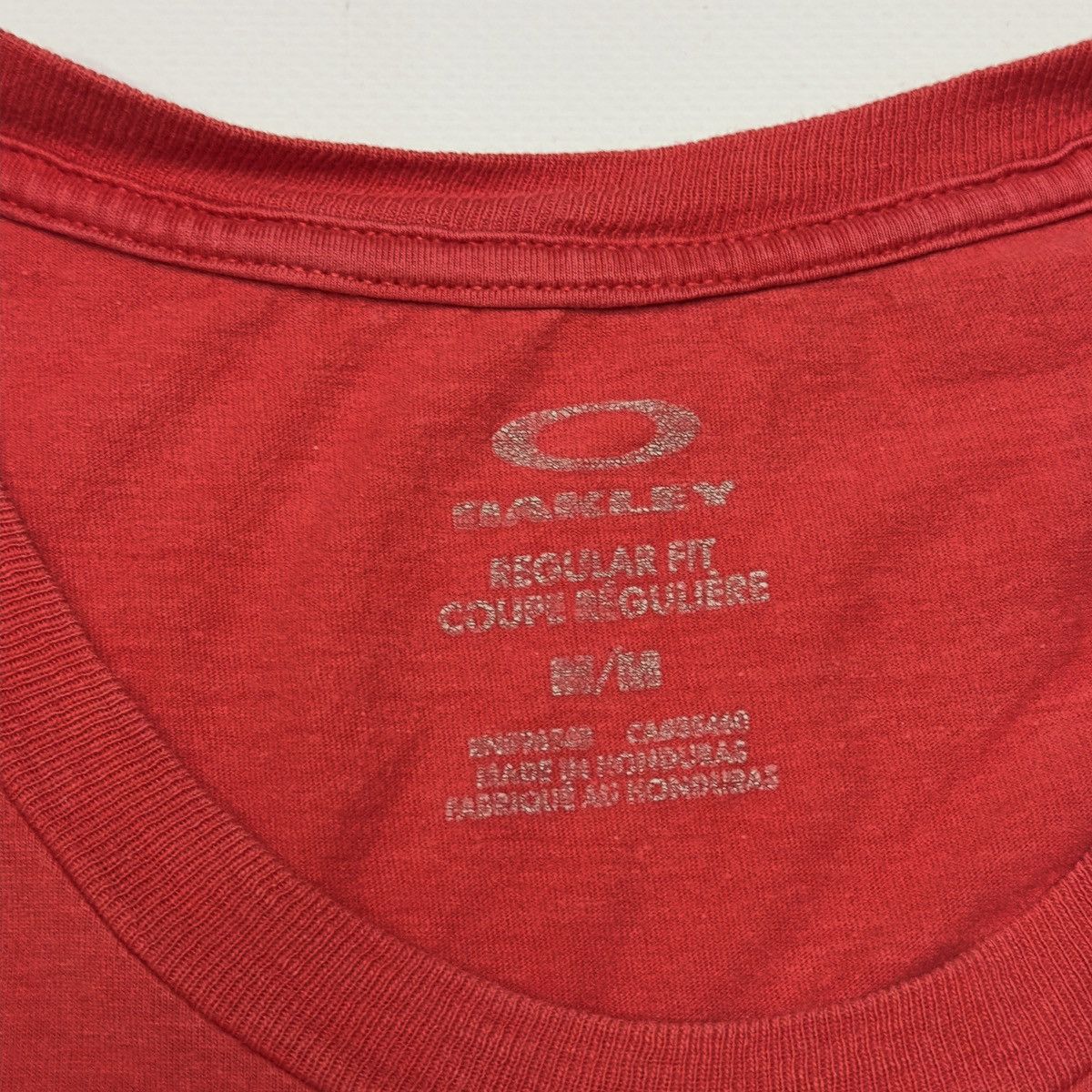 Oakley Oakley NYC New York City Cityscape Graphic Logo Tee Red Size US M / EU 48-50 / 2 - 5 Thumbnail