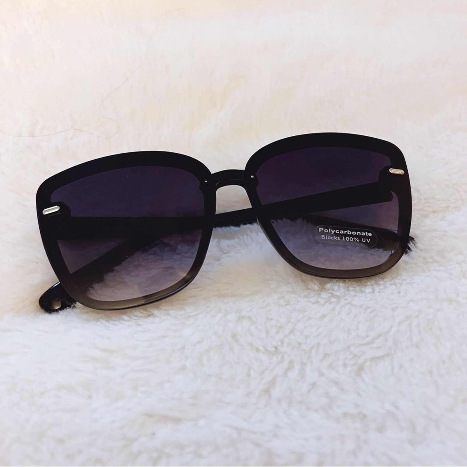 Other Giselle Black Oversized Cat Eye Sunglasses Size ONE SIZE - 2 Thumbnail
