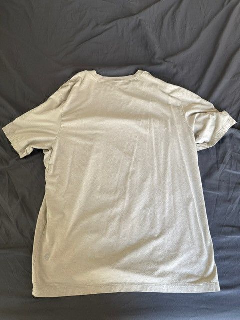 Lululemon Lululemon Zeroed In Short-Sleeve Shirt Size US L / EU 52-54 / 3 - 2 Thumbnail