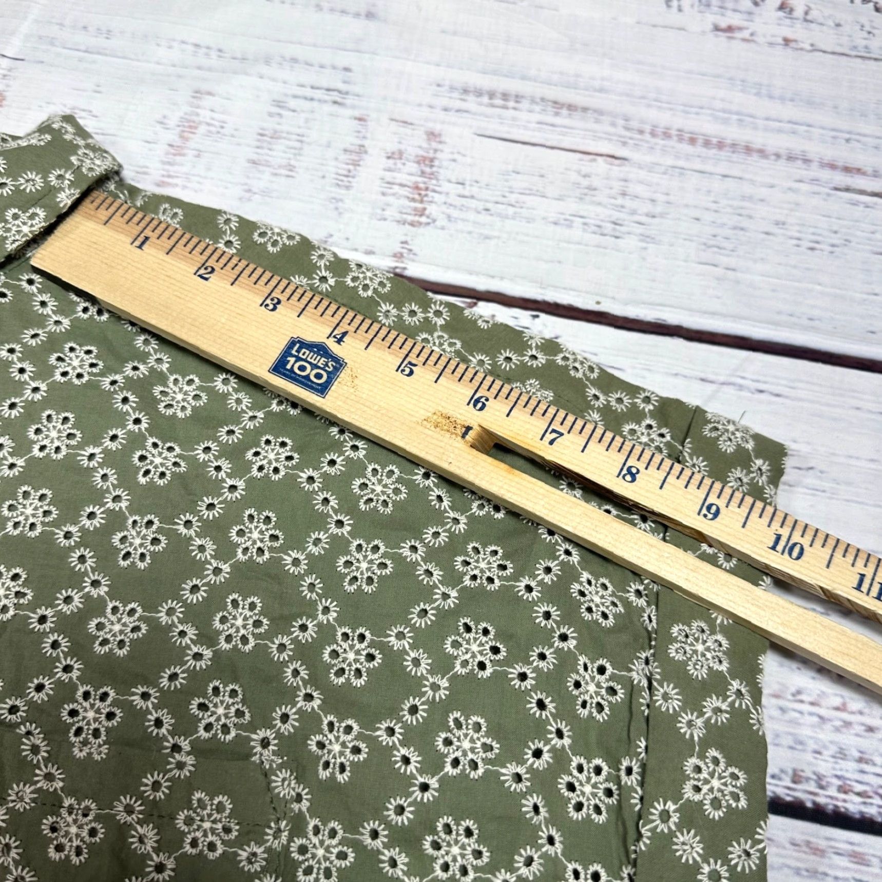 Vintage Cupio Womens Blouse Dolman Sleeve Button Front Medium Green Embroidered Size M / US 6-8 / IT 42-44 - 3 Thumbnail
